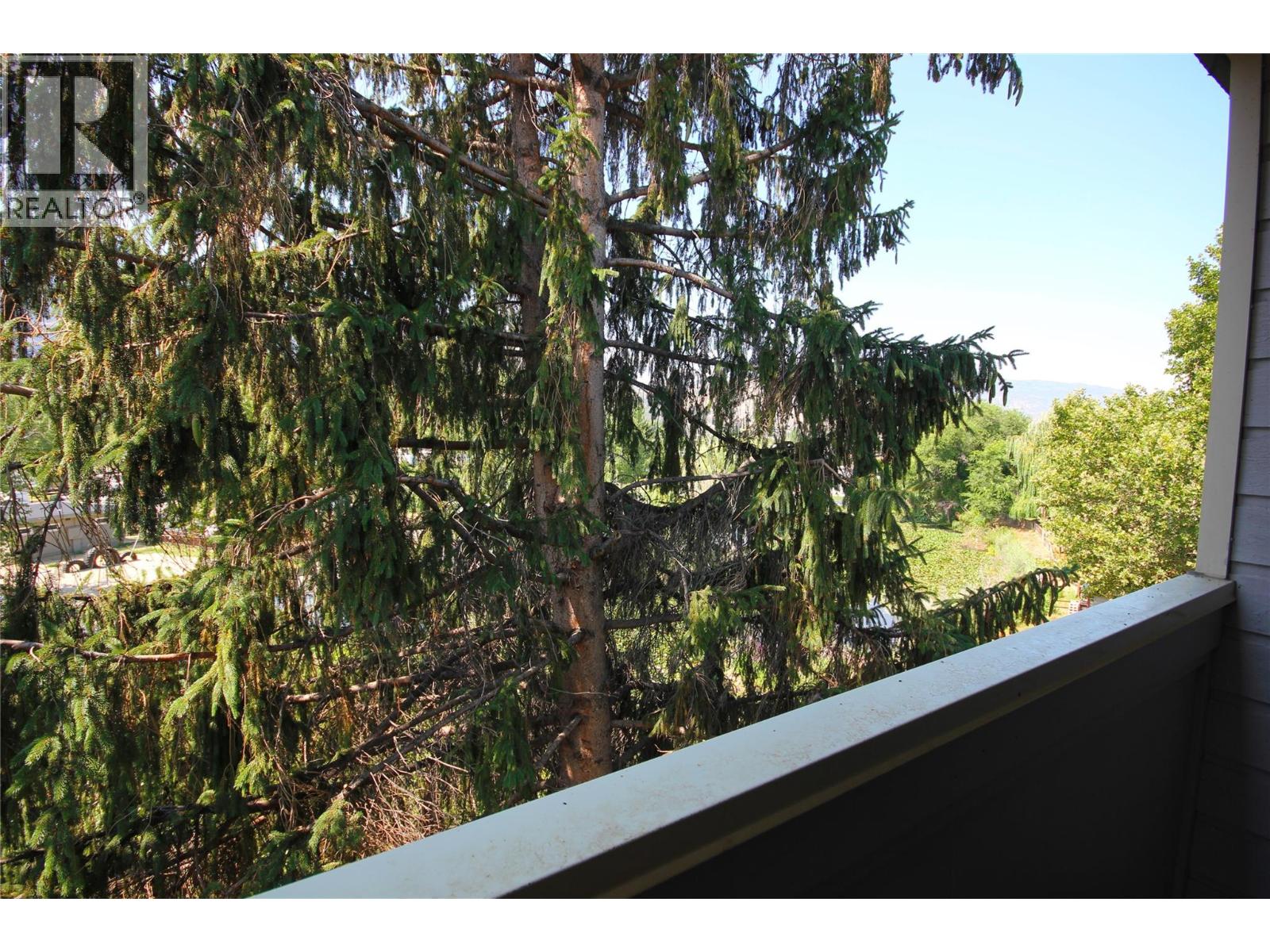 150 Skaha Place Unit# 402, Penticton, British Columbia  V2A 7K1 - Photo 7 - 10372129