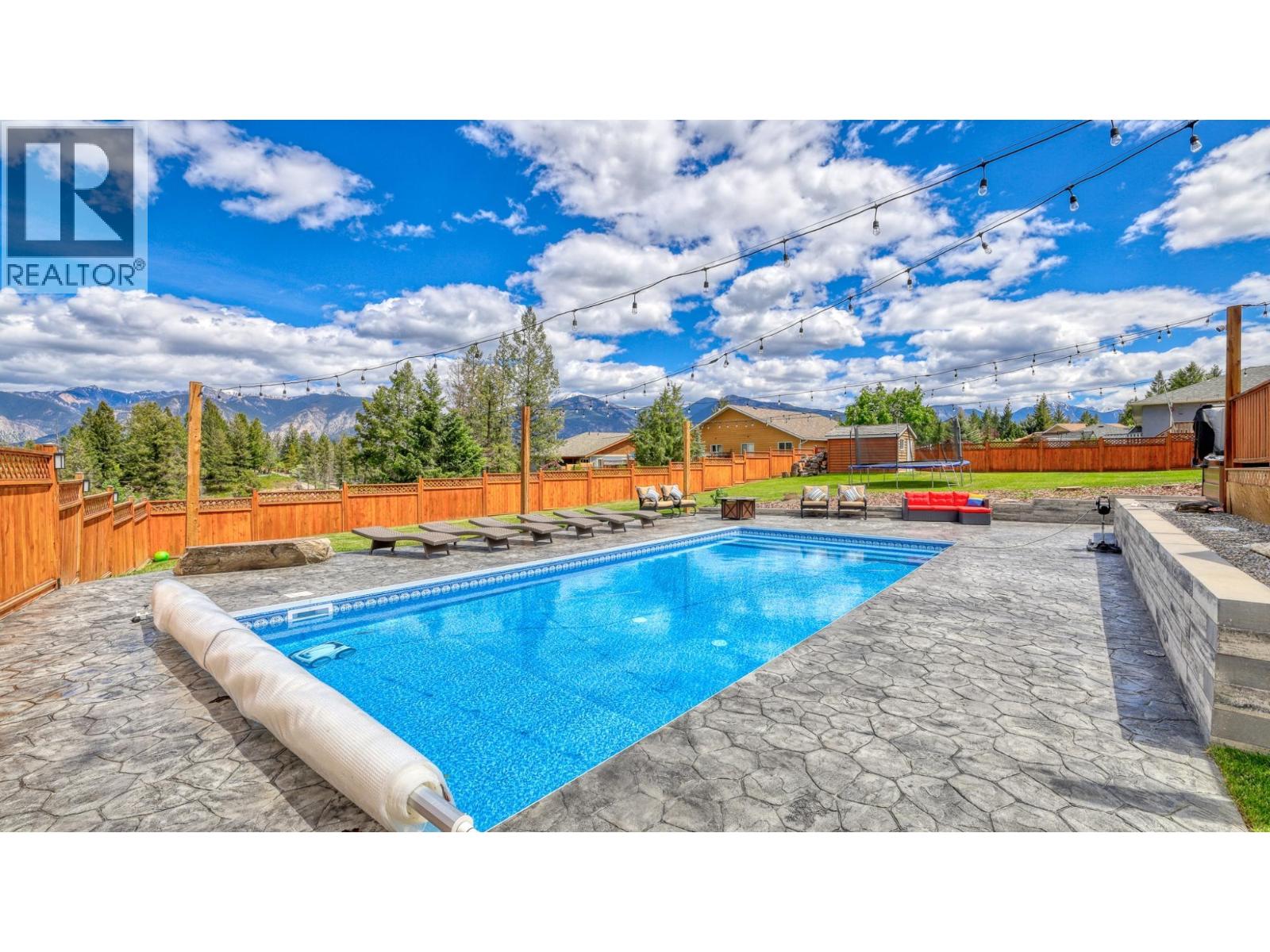 945 Westridge Way, Invermere, British Columbia  V0A 1K0 - Photo 54 - 10372013