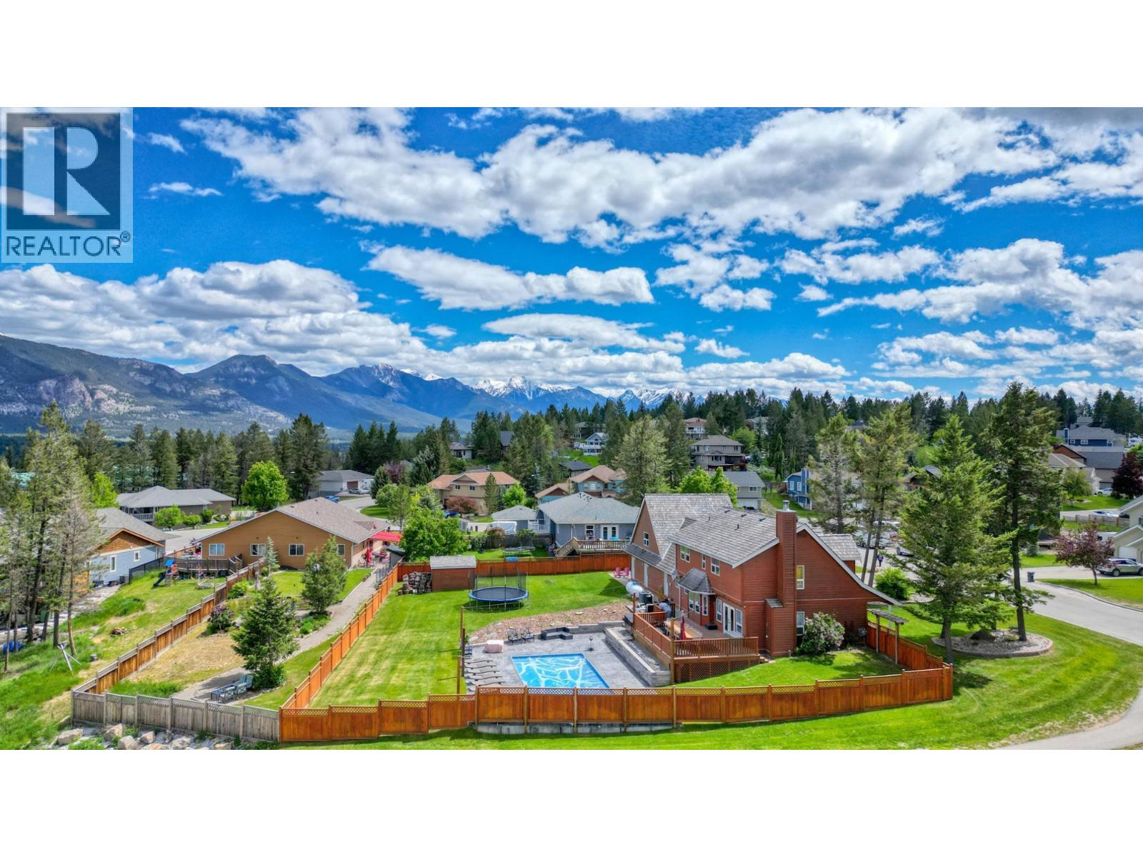 945 Westridge Way, Invermere, British Columbia  V0A 1K0 - Photo 62 - 10372013
