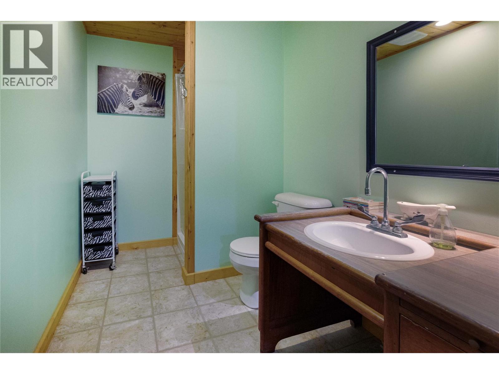 102 Gibson Road, Lumby, British Columbia  V0E 2G1 - Photo 16 - 10372165