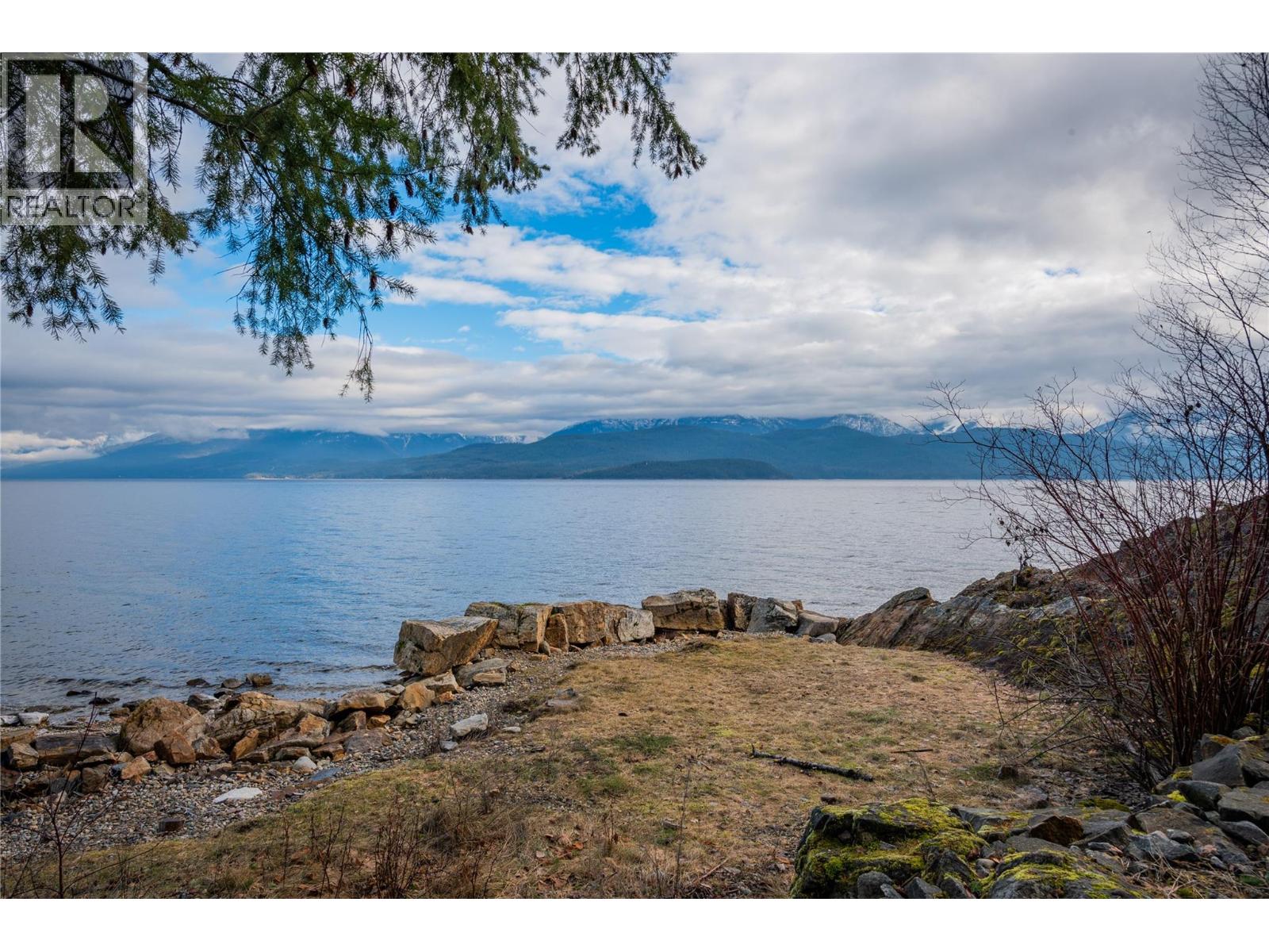 397 Park Avenue, Procter, British Columbia  V1L 0B6 - Photo 30 - 10371760
