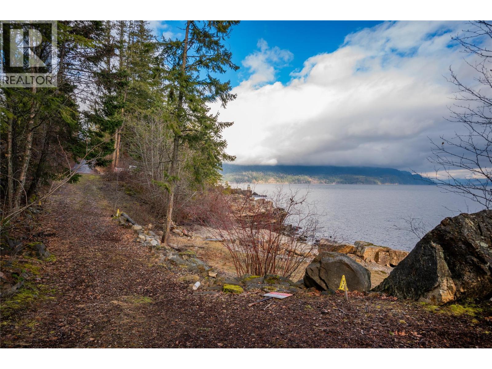 397 Park Avenue, Procter, British Columbia  V1L 0B6 - Photo 36 - 10371760