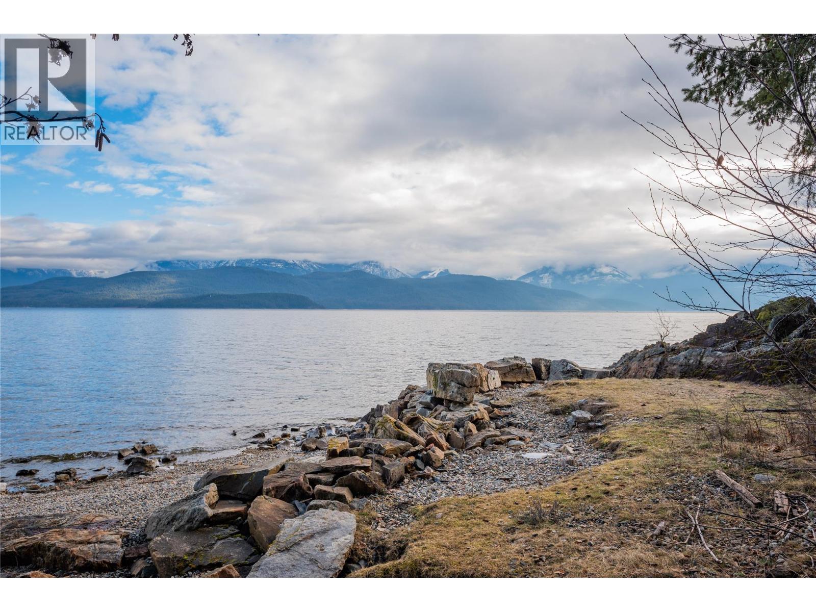 397 Park Avenue, Procter, British Columbia  V1L 0B6 - Photo 47 - 10371760