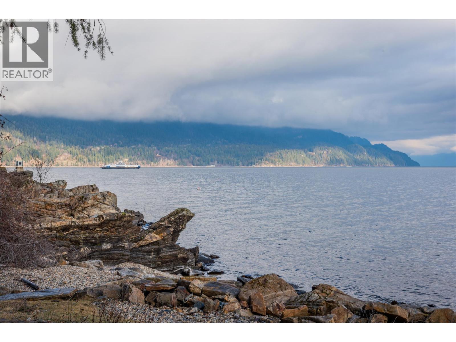 397 Park Avenue, Procter, British Columbia  V1L 0B6 - Photo 50 - 10371760