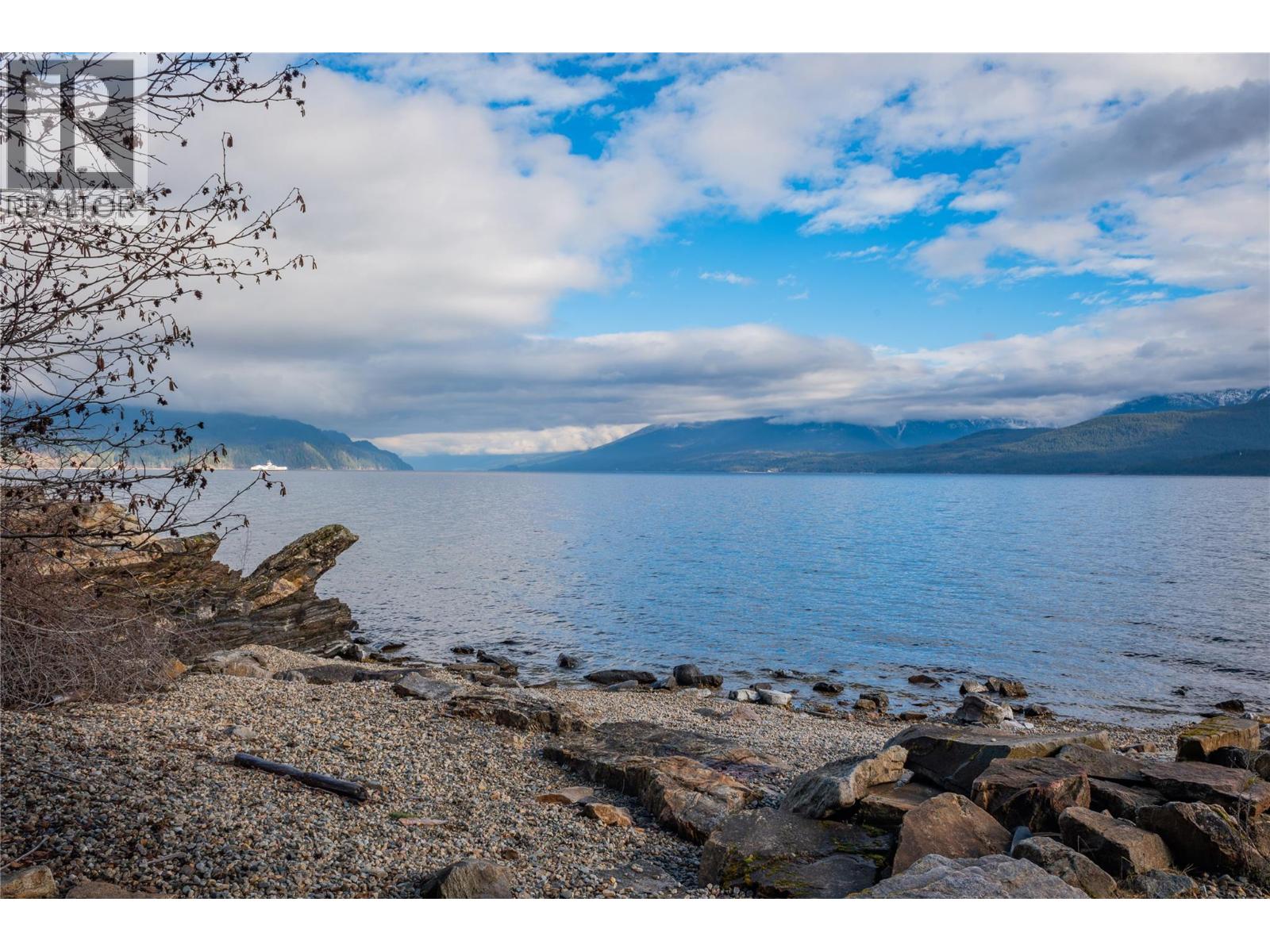 397 Park Avenue, Procter, British Columbia  V1L 0B6 - Photo 54 - 10371760