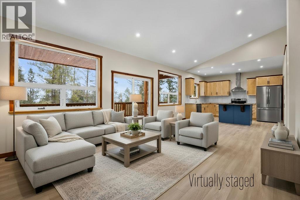 766 Balsam Road, Kelowna, British Columbia  V1Z 3V8 - Photo 4 - 10372147