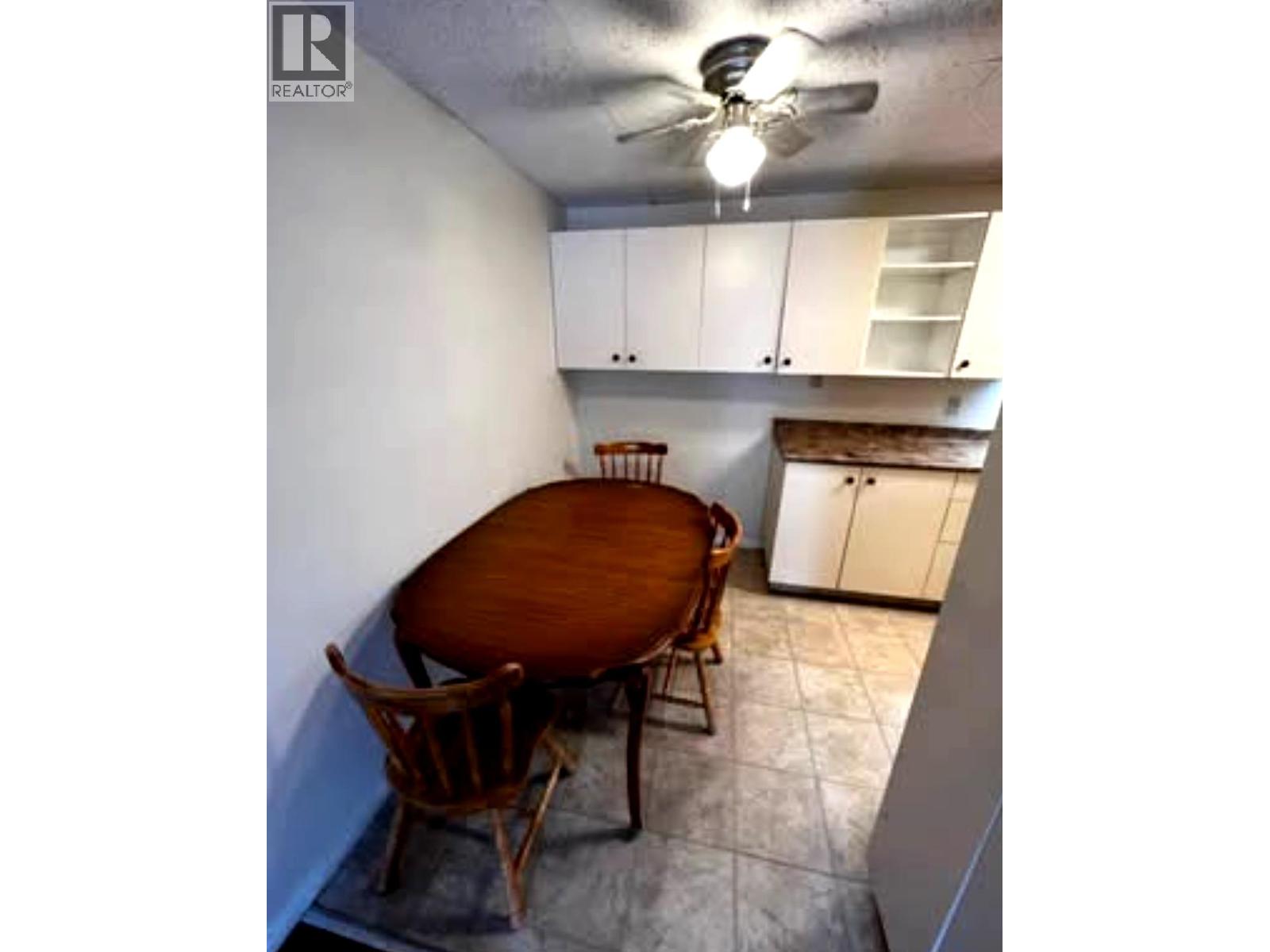 1410 Penticton Avenue Unit# 208, Penticton, British Columbia  V2A 2N5 - Photo 2 - 10372214