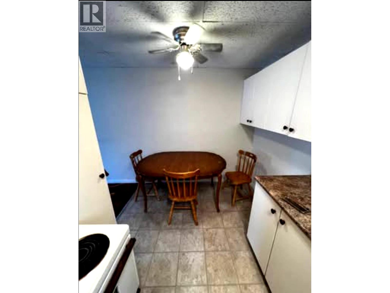 1410 Penticton Avenue Unit# 208, Penticton, British Columbia  V2A 2N5 - Photo 3 - 10372214