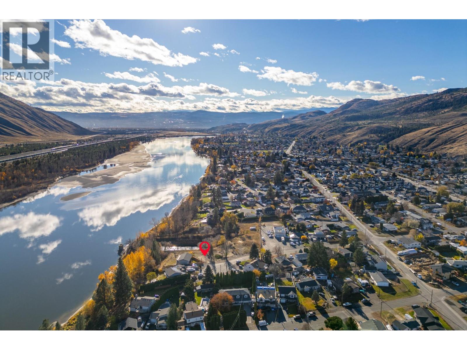 607 Porterfield Road, Kamloops, British Columbia  V2B 6M5 - Photo 2 - 10372015