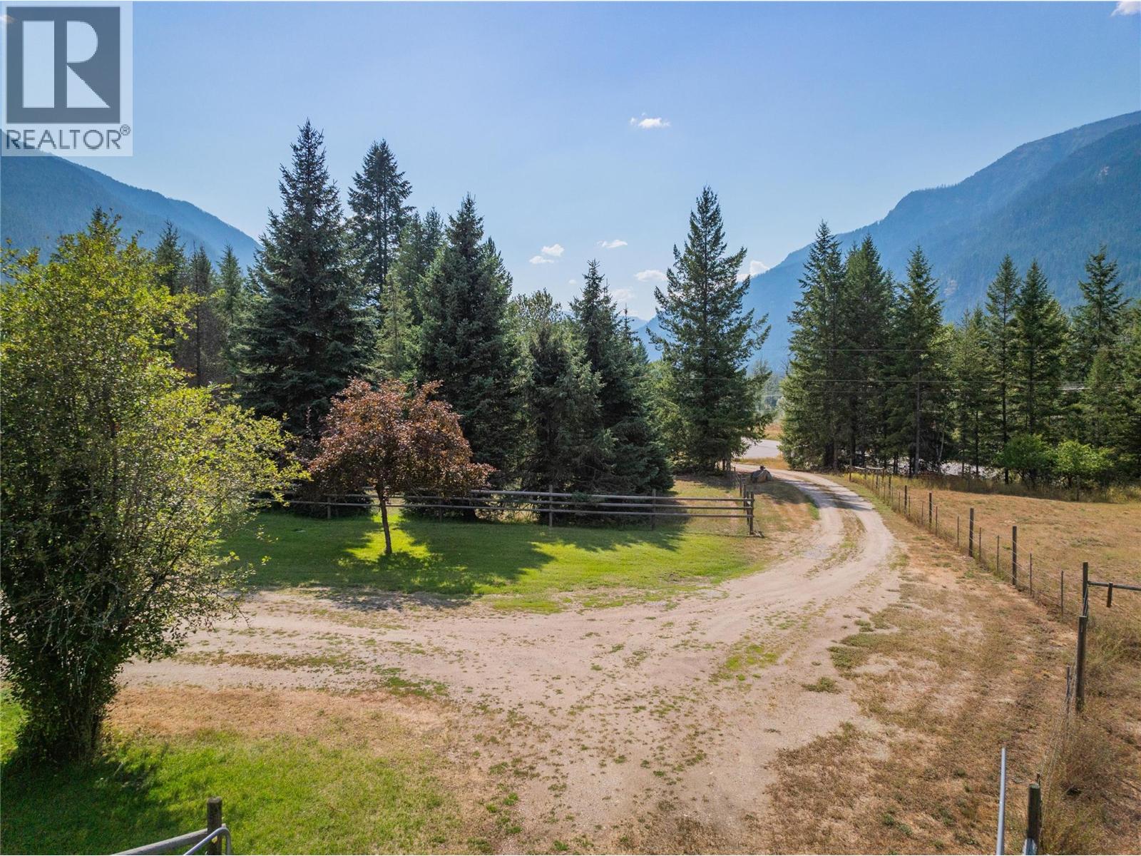 5132 Pedro Creek Road, Winlaw, British Columbia  V0G 2J0 - Photo 2 - 10372211