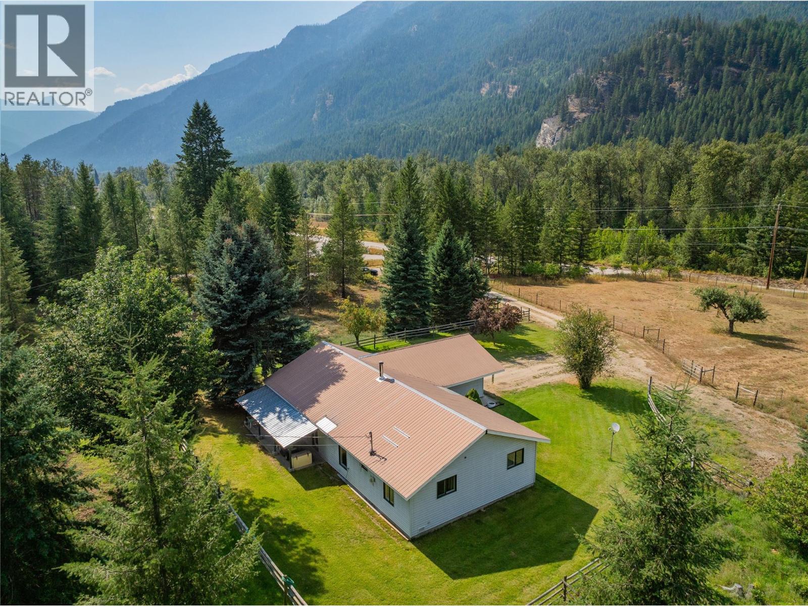 5132 Pedro Creek Road, Winlaw, British Columbia  V0G 2J0 - Photo 8 - 10372211