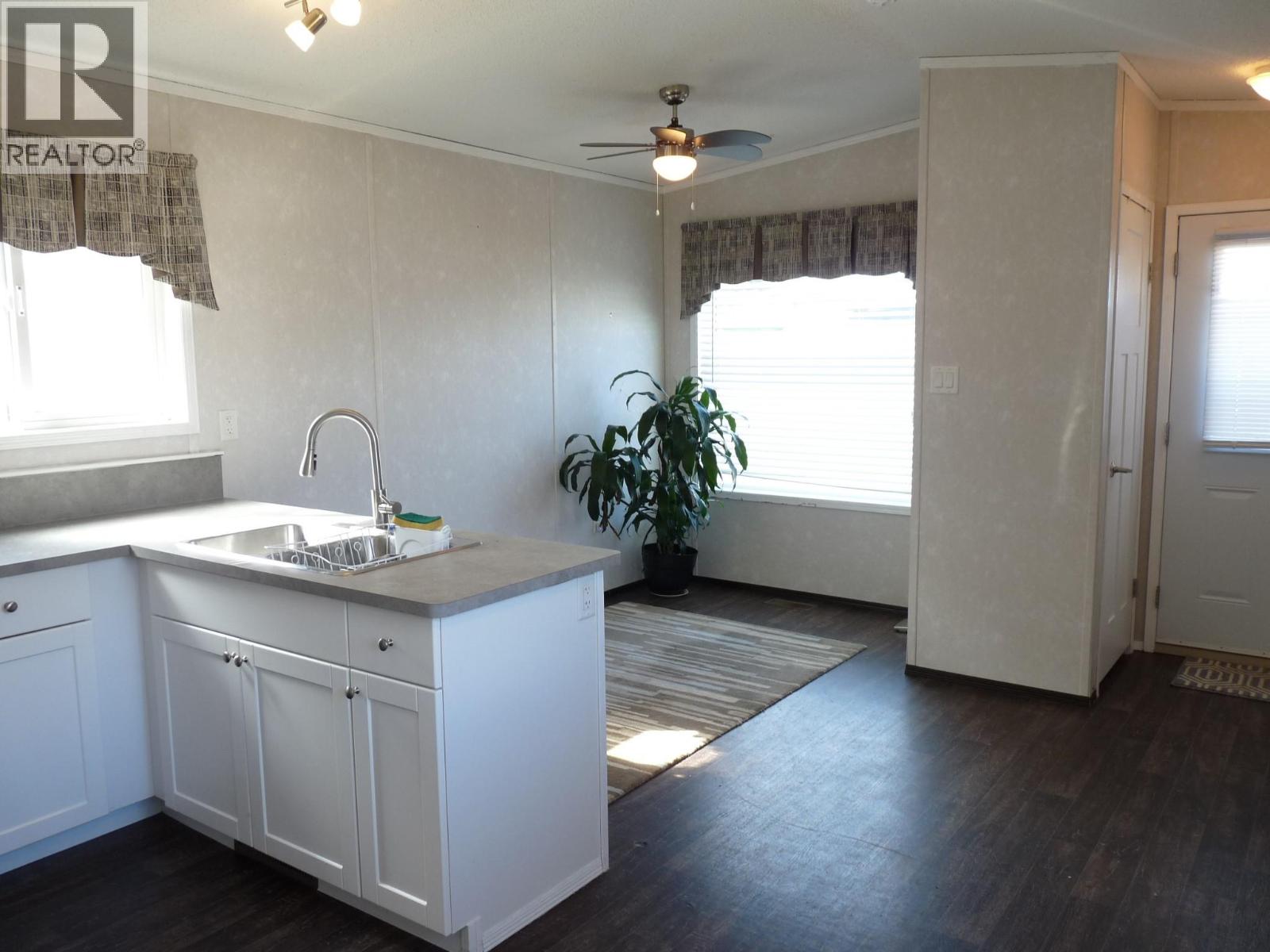 771 Athabasca Street E Unit# 56, Kamloops, British Columbia  V2H 1C8 - Photo 3 - 10372202
