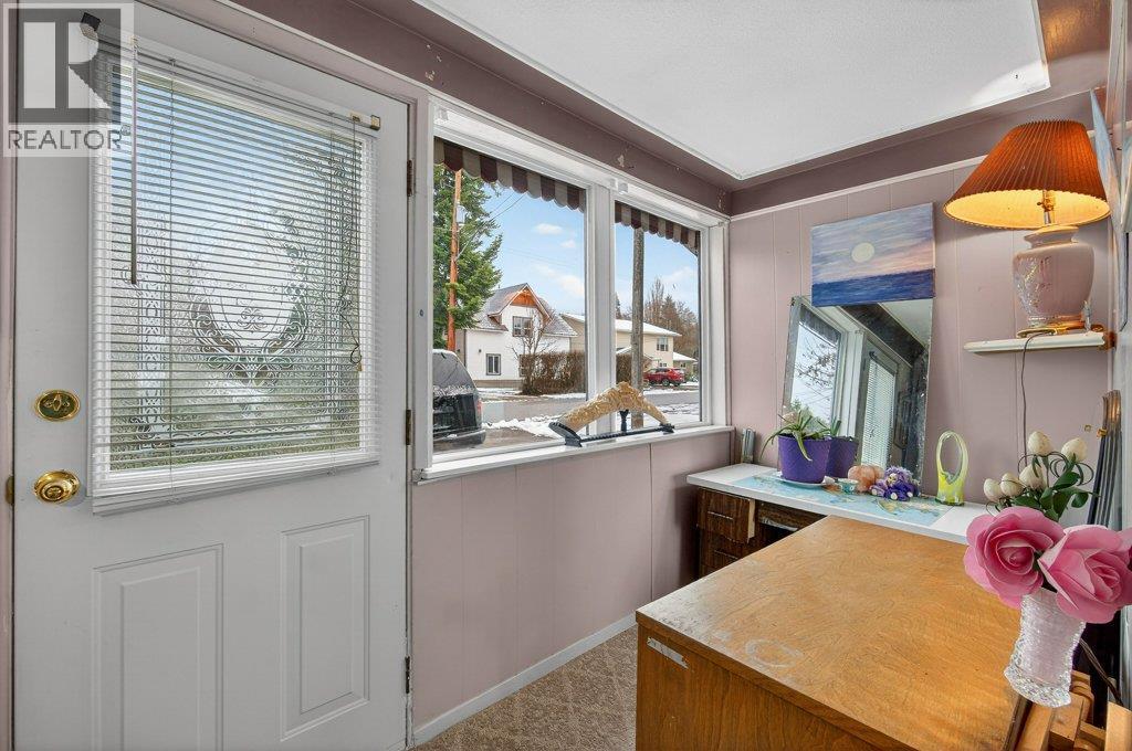 7331 52 Street Ne, Salmon Arm, British Columbia  V0E 1K0 - Photo 5 - 10371321