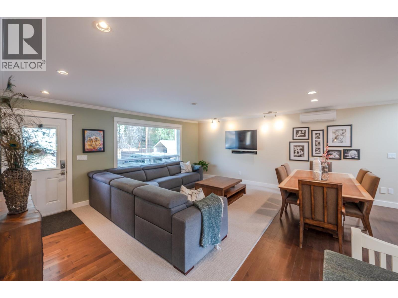 5545 Sawmill Road, Oliver, British Columbia  V0H 1T9 - Photo 10 - 10372056