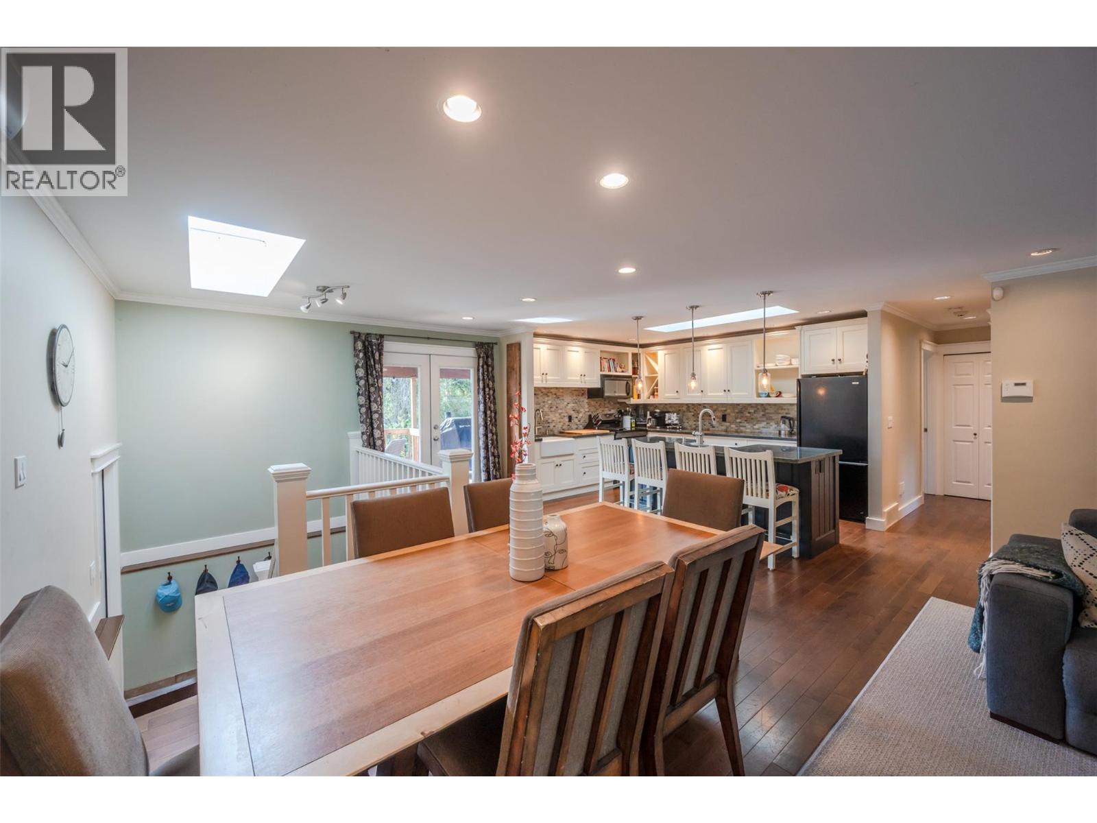 5545 Sawmill Road, Oliver, British Columbia  V0H 1T9 - Photo 9 - 10372056