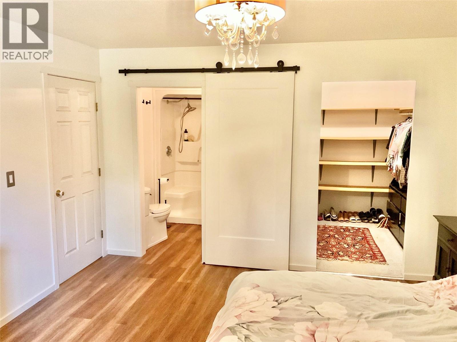706 Central Avenue, Midway, British Columbia  V0H 1M0 - Photo 40 - 10372210