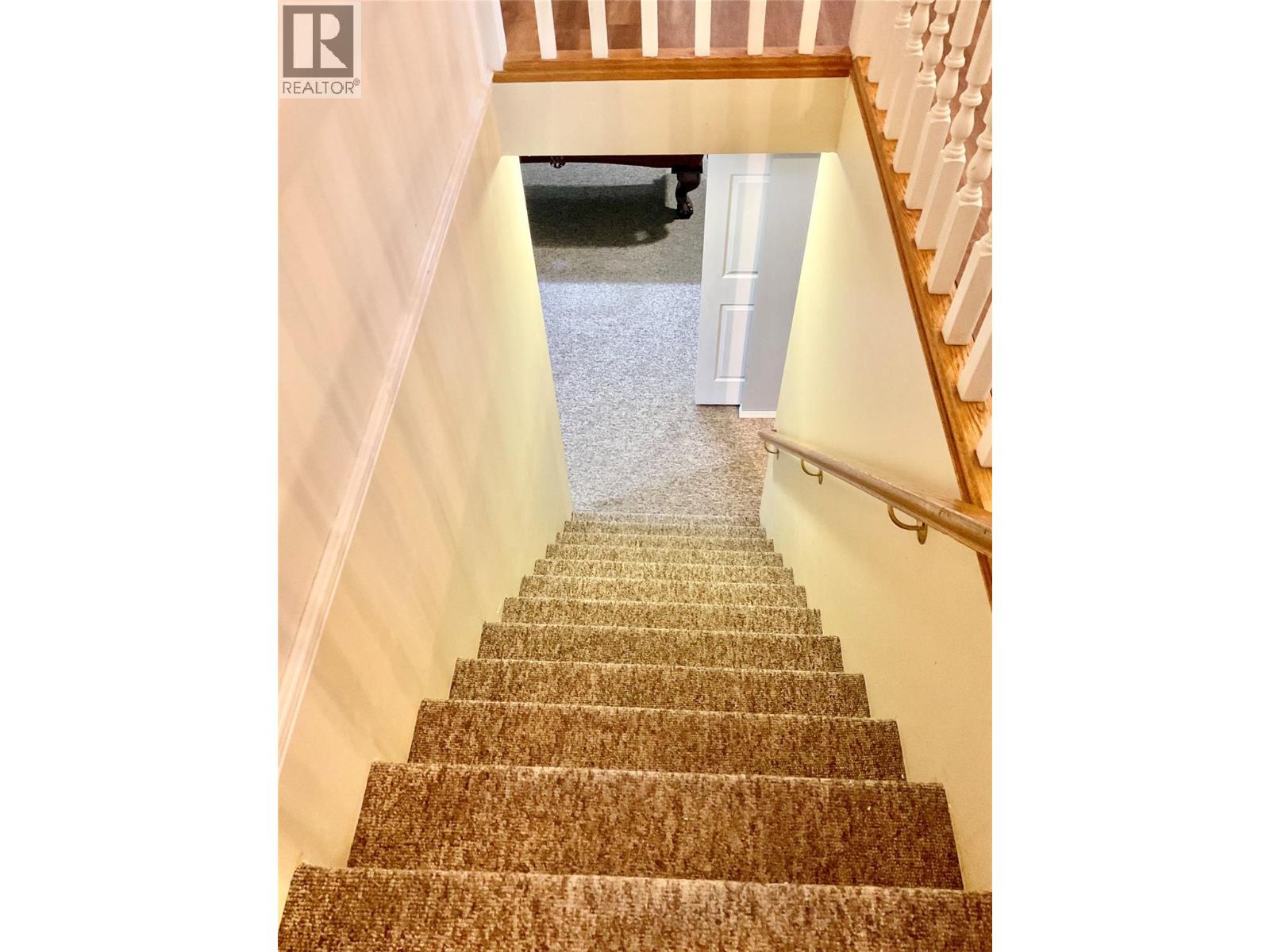 706 Central Avenue, Midway, British Columbia  V0H 1M0 - Photo 43 - 10372210
