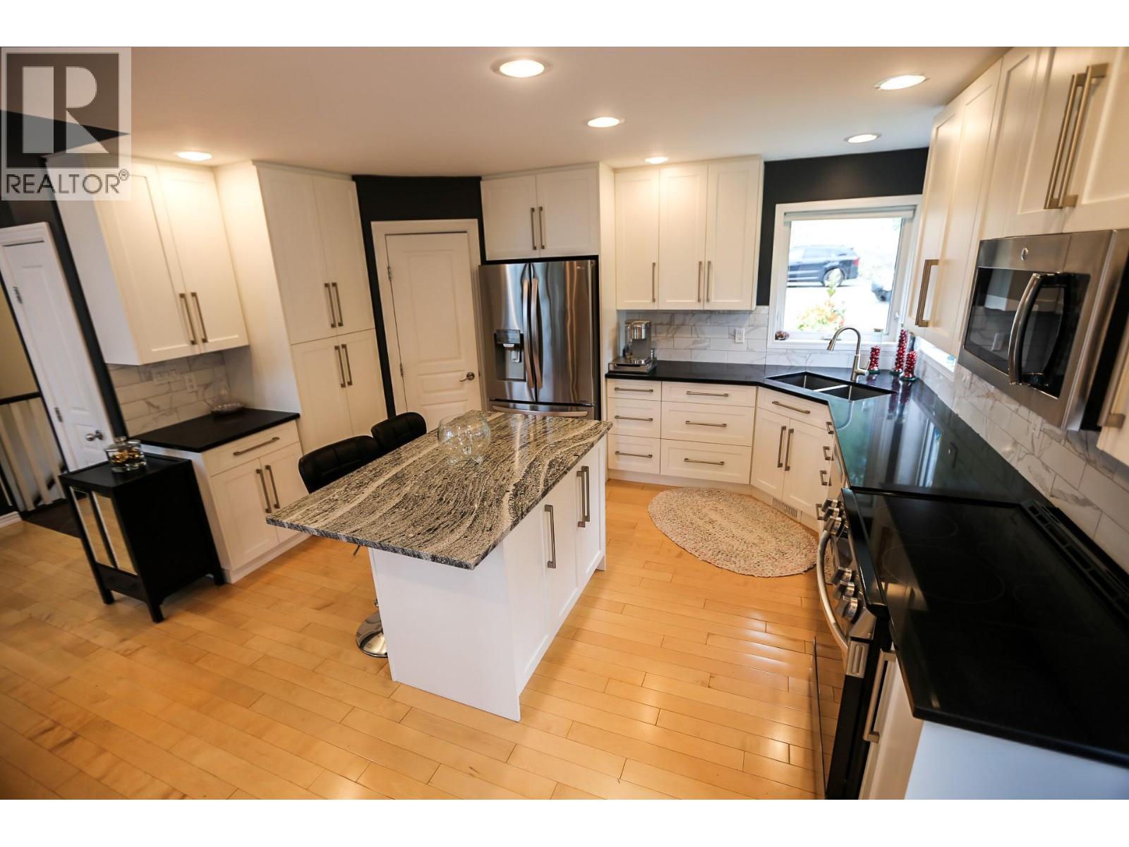 3520 Glengrove Road, Barriere, British Columbia  V0E 2E0 - Photo 23 - 10372038