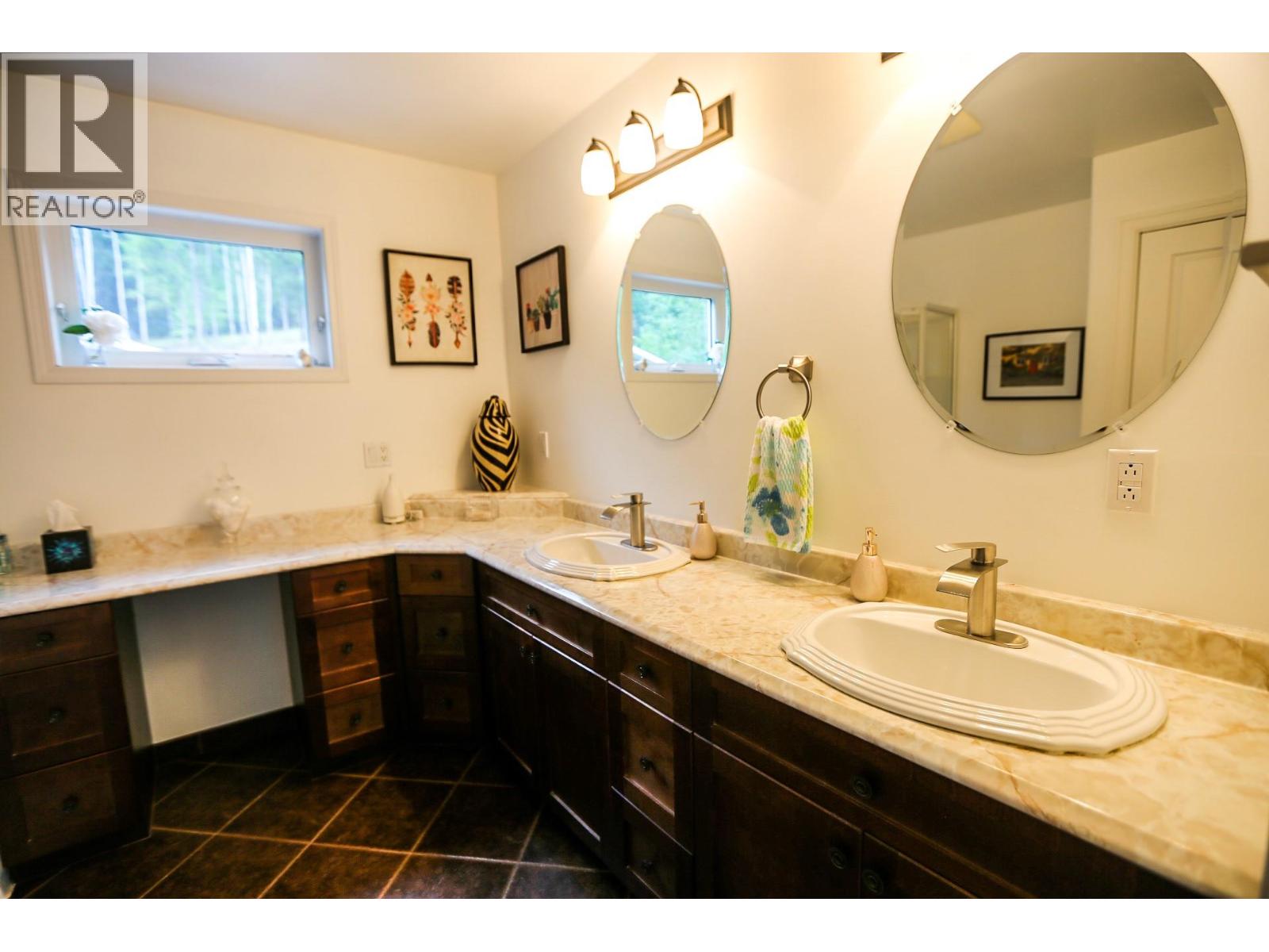 3520 Glengrove Road, Barriere, British Columbia  V0E 2E0 - Photo 30 - 10372038