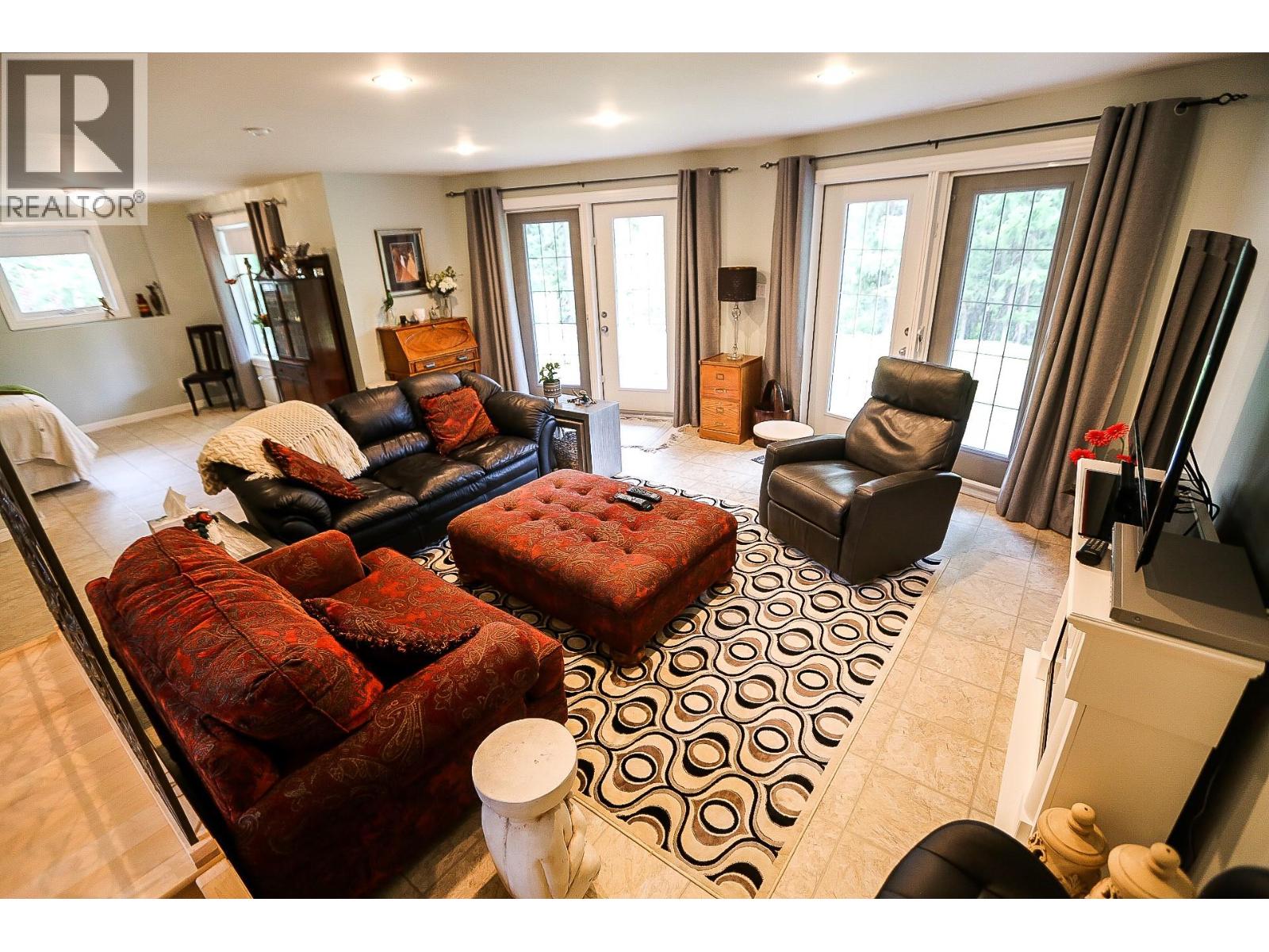 3520 Glengrove Road, Barriere, British Columbia  V0E 2E0 - Photo 33 - 10372038