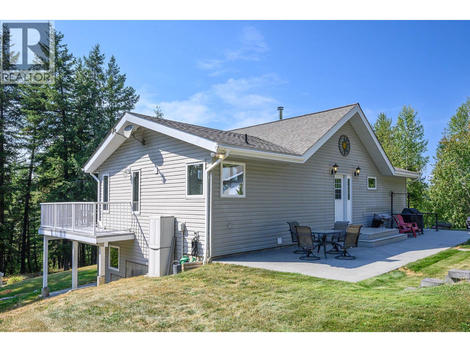 3520 Glengrove Road, Barriere, British Columbia  V0E 2E0 - Photo 5 - 10372038
