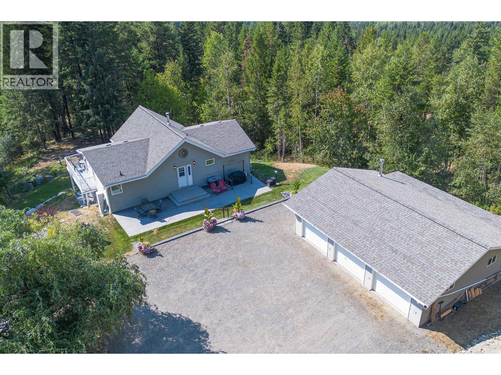 3520 Glengrove Road, Barriere, British Columbia  V0E 2E0 - Photo 6 - 10372038