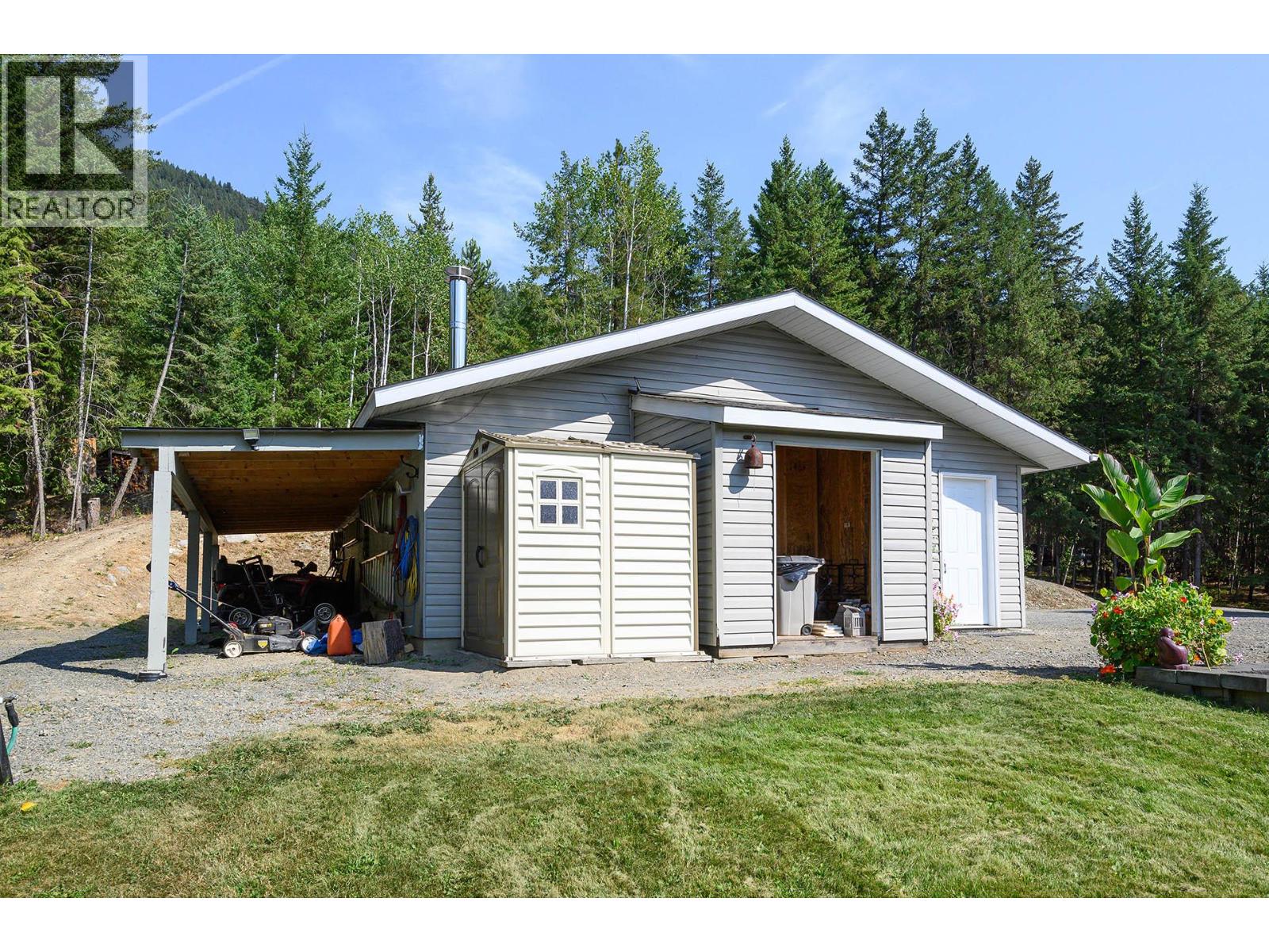 3520 Glengrove Road, Barriere, British Columbia  V0E 2E0 - Photo 9 - 10372038