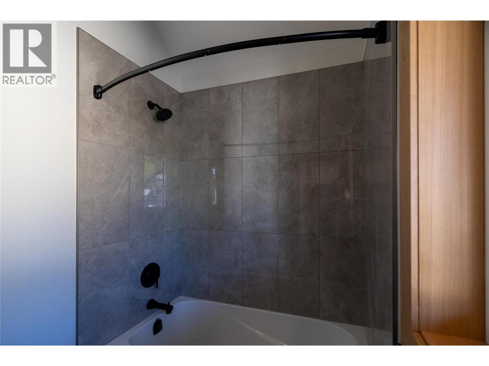 145 Lakeview Drive, Nelson, British Columbia  V1L 6W6 - Photo 15 - 10372109