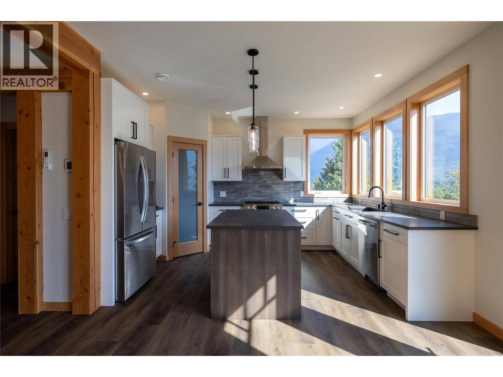 145 Lakeview Drive, Nelson, British Columbia  V1L 6W6 - Photo 19 - 10372109