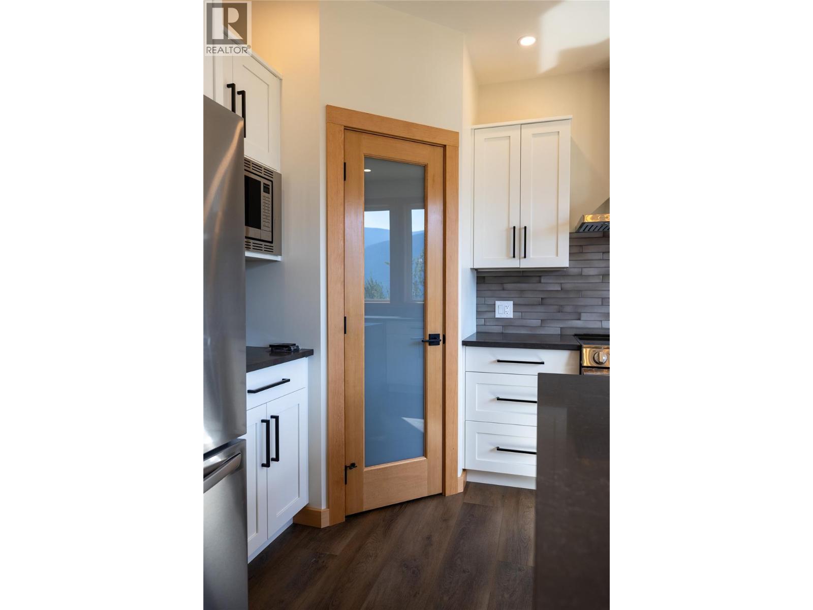 145 Lakeview Drive, Nelson, British Columbia  V1L 6W6 - Photo 23 - 10372109