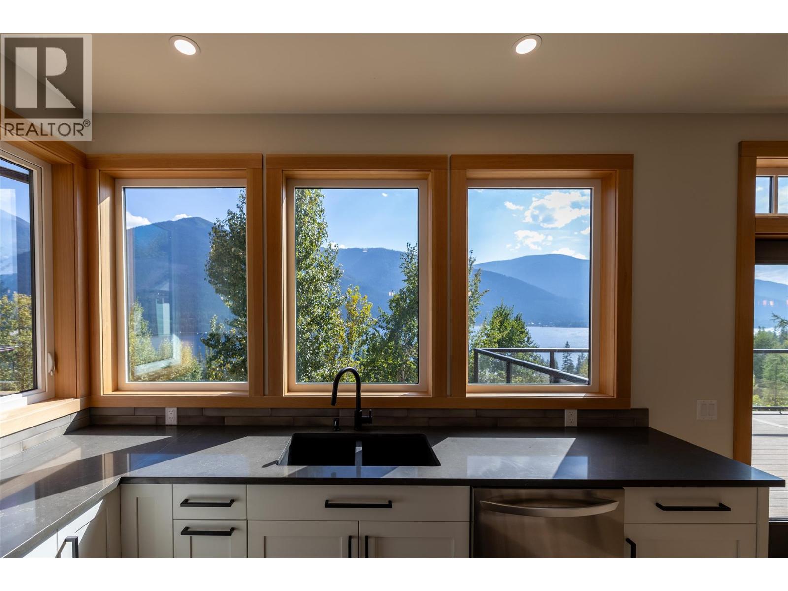 145 Lakeview Drive, Nelson, British Columbia  V1L 6W6 - Photo 25 - 10372109