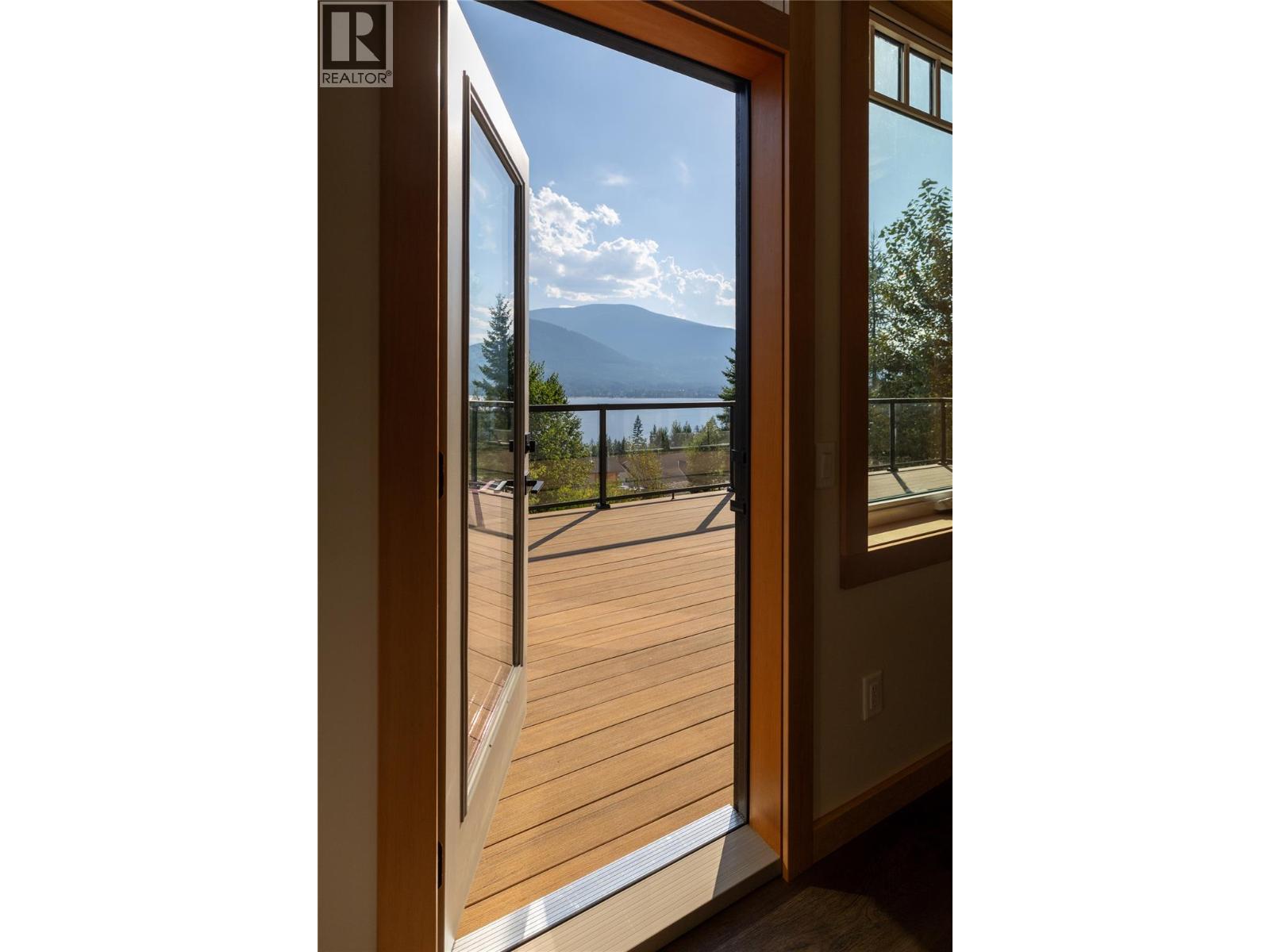 145 Lakeview Drive, Nelson, British Columbia  V1L 6W6 - Photo 36 - 10372109