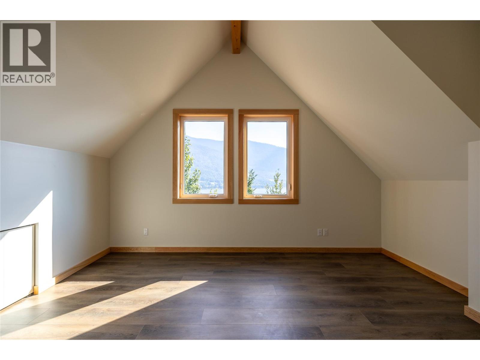 145 Lakeview Drive, Nelson, British Columbia  V1L 6W6 - Photo 54 - 10372109
