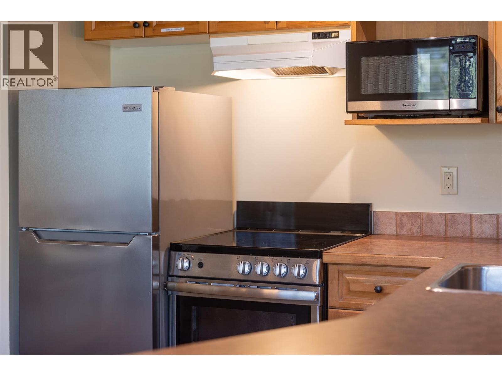 4559 Timberline Crescent Unit# 312, Fernie, British Columbia  V0B 1M6 - Photo 12 - 10372155