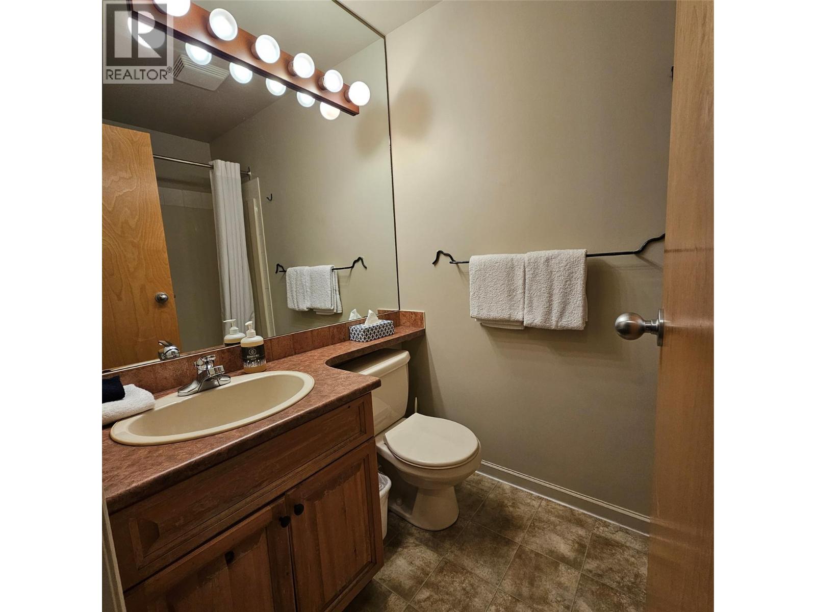 4559 Timberline Crescent Unit# 312, Fernie, British Columbia  V0B 1M6 - Photo 21 - 10372155