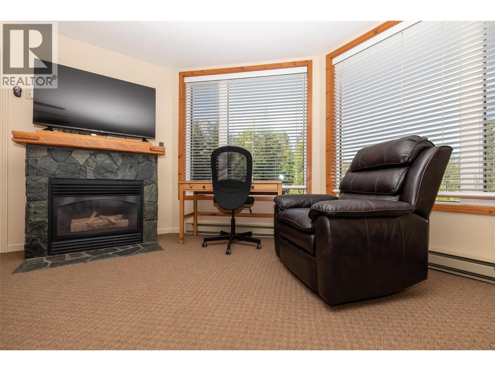 4559 Timberline Crescent Unit# 312, Fernie, British Columbia  V0B 1M6 - Photo 8 - 10372155