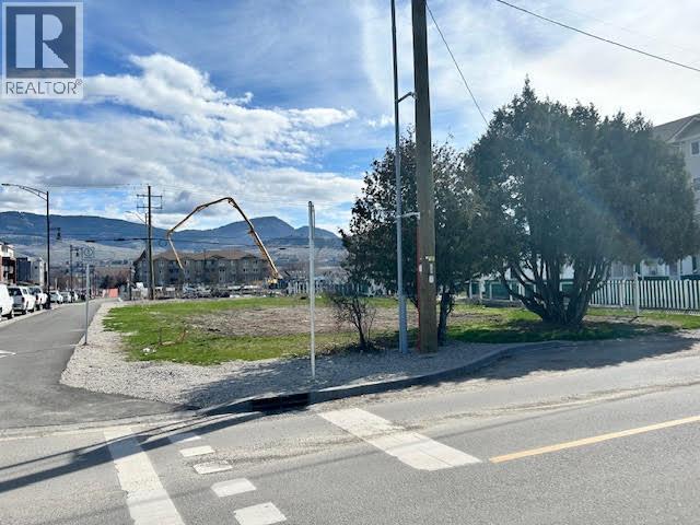 315 Froelich Road, Kelowna, British Columbia  V1X 3M6 - Photo 2 - 10372203