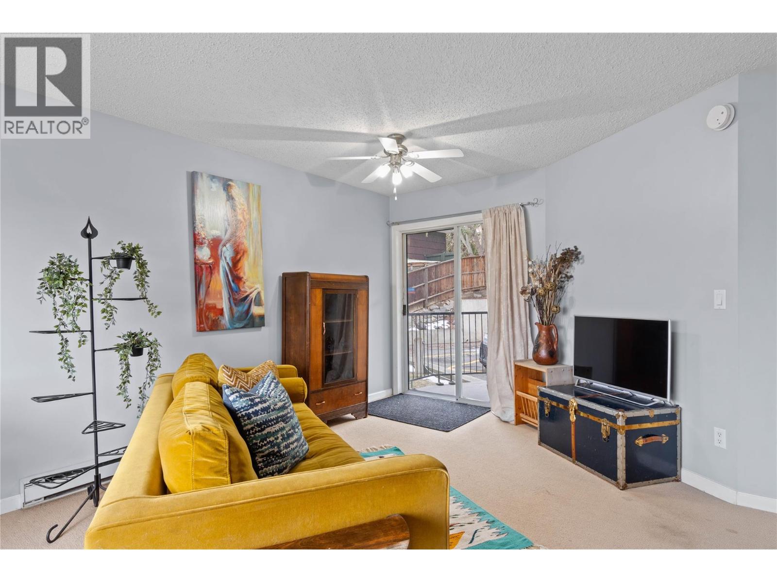 1089 Mcmurdo Drive Unit# 3, Kamloops, British Columbia  V2C 3G8 - Photo 3 - 10372265