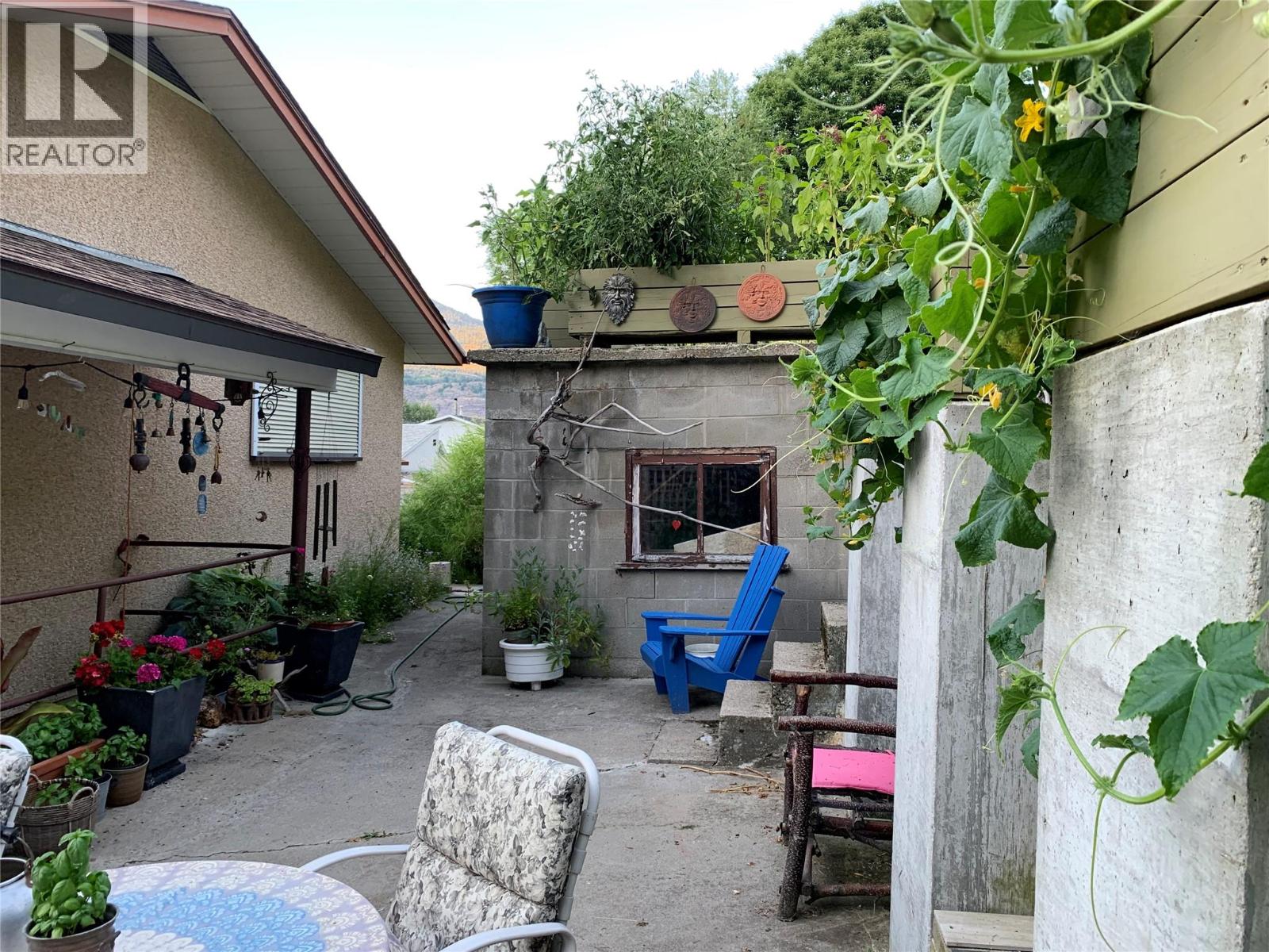 146 Colley Street, Warfield, British Columbia  V1R 2M2 - Photo 53 - 10372236
