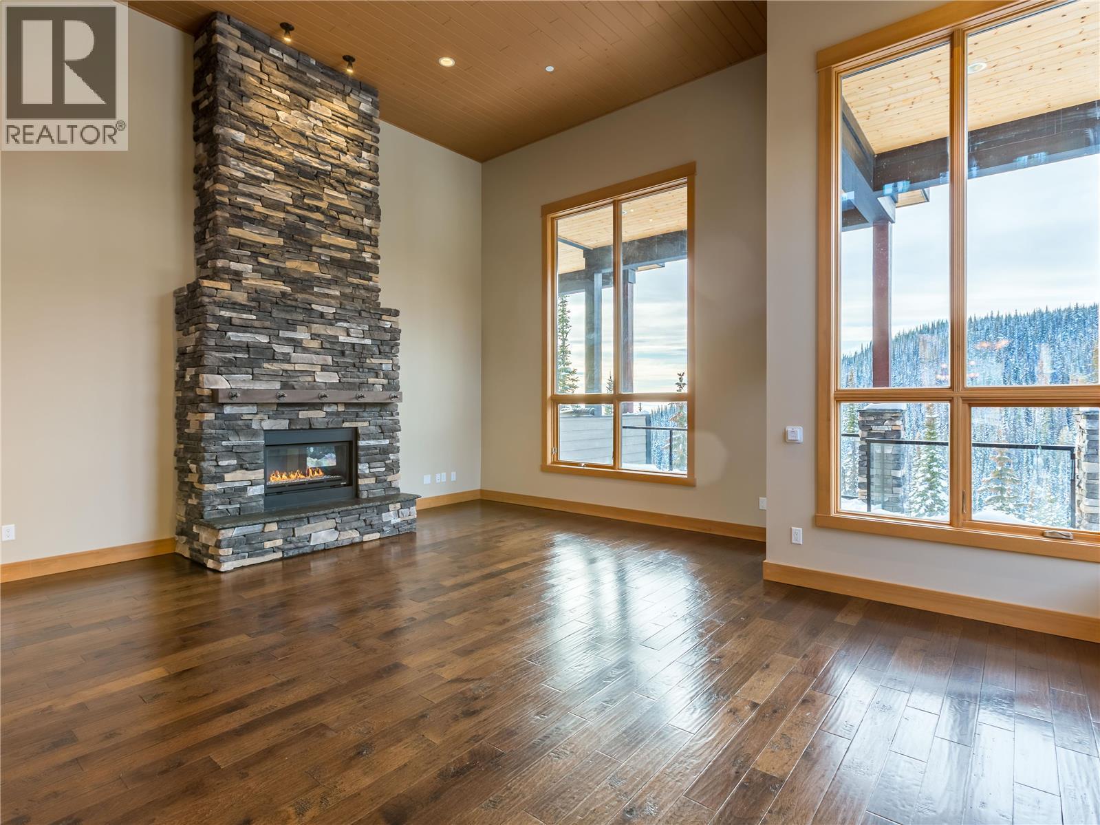 9966 Purcell Drive, Silver Star, British Columbia  V1B 0S1 - Photo 11 - 10372287