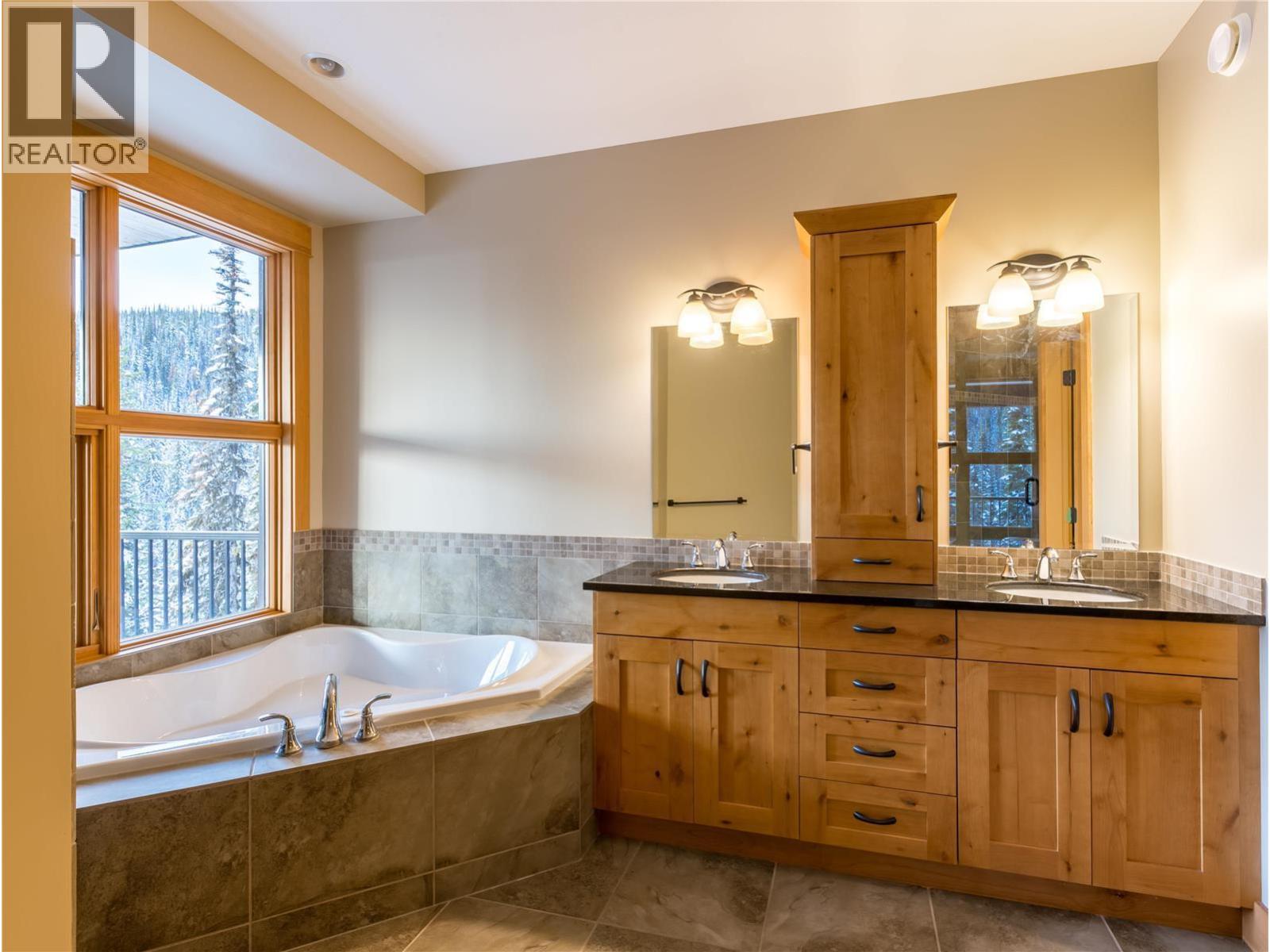 9966 Purcell Drive, Silver Star, British Columbia  V1B 0S1 - Photo 20 - 10372287
