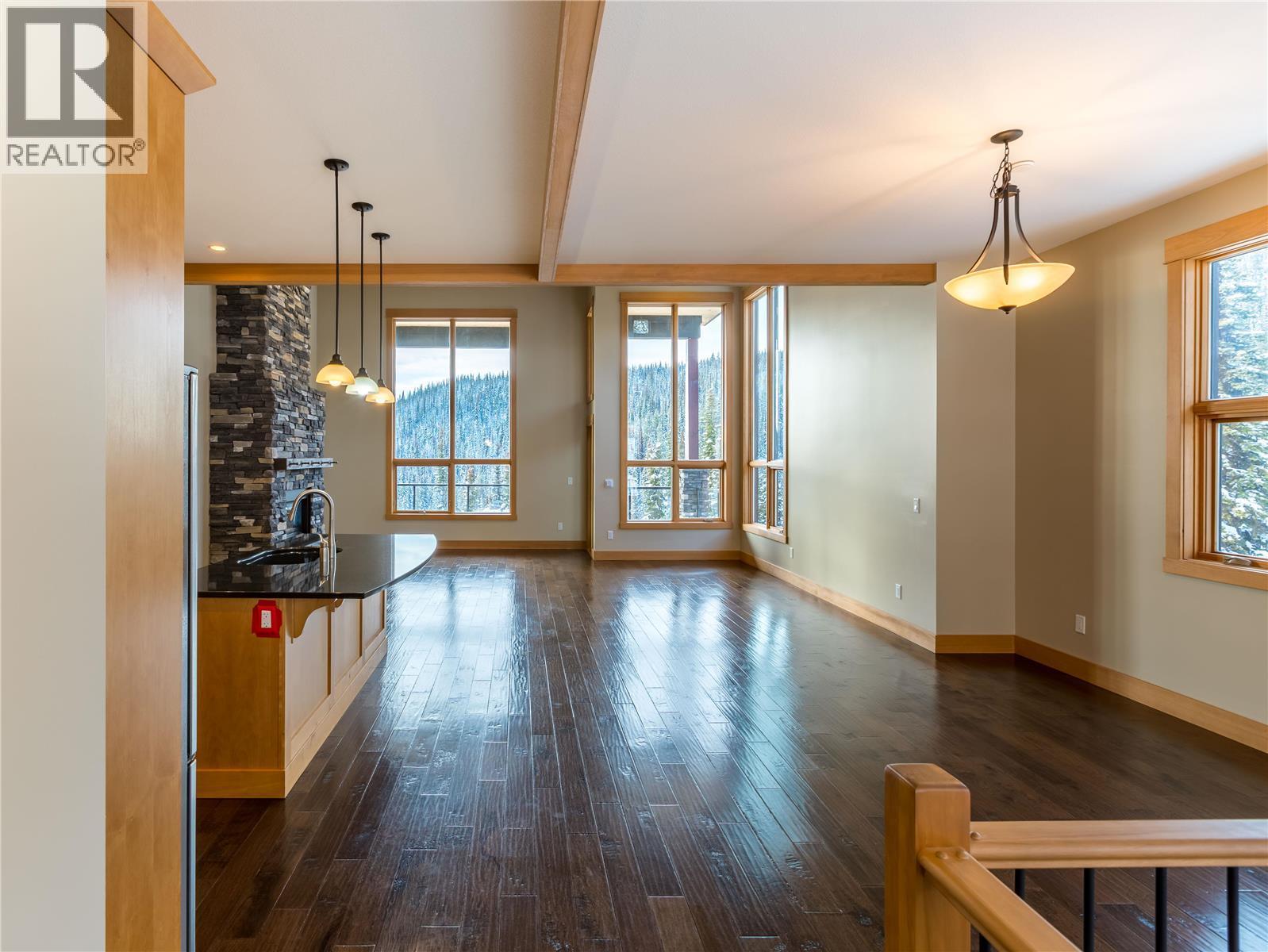 9966 Purcell Drive, Silver Star, British Columbia  V1B 0S1 - Photo 5 - 10372287