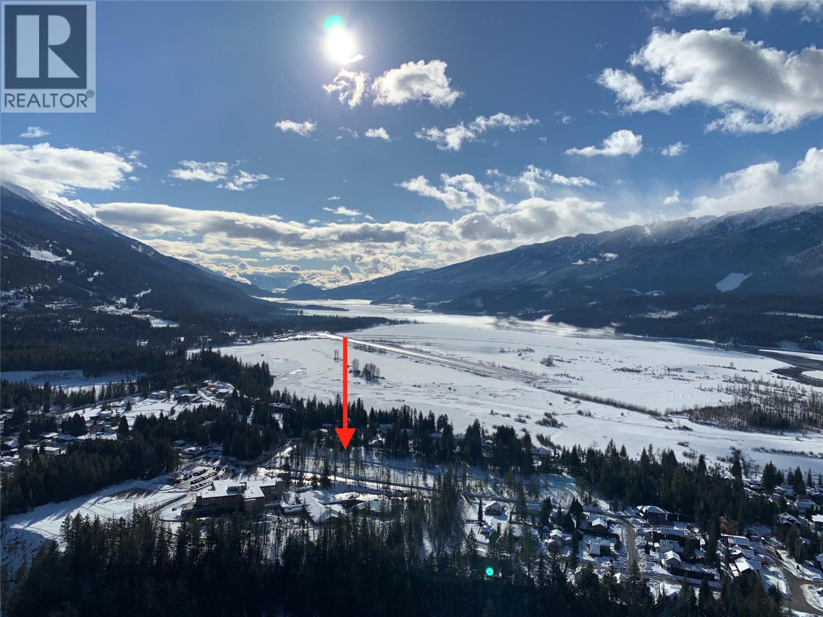 1039 Williams Gate Lane, Revelstoke, British Columbia  V0E 2S1 - Photo 2 - 10372196