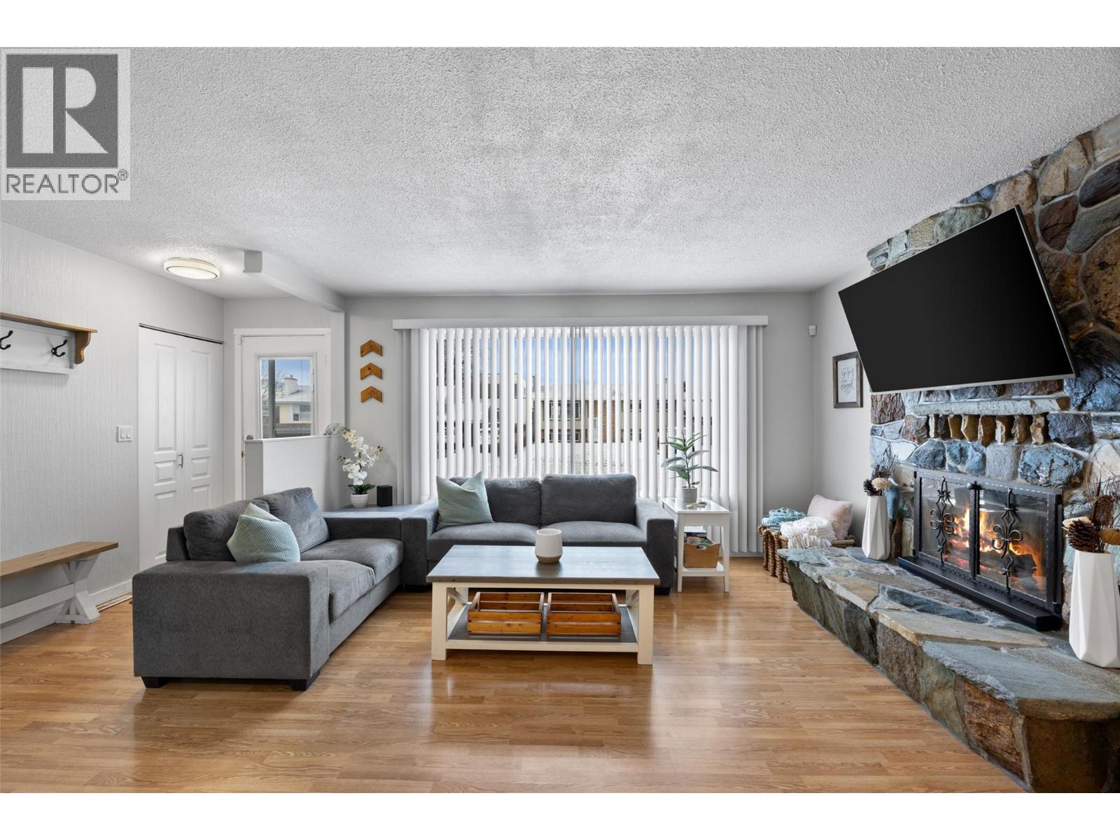 1139 Chateau Street, Kamloops, British Columbia  V2B 5R3 - Photo 4 - 10371973