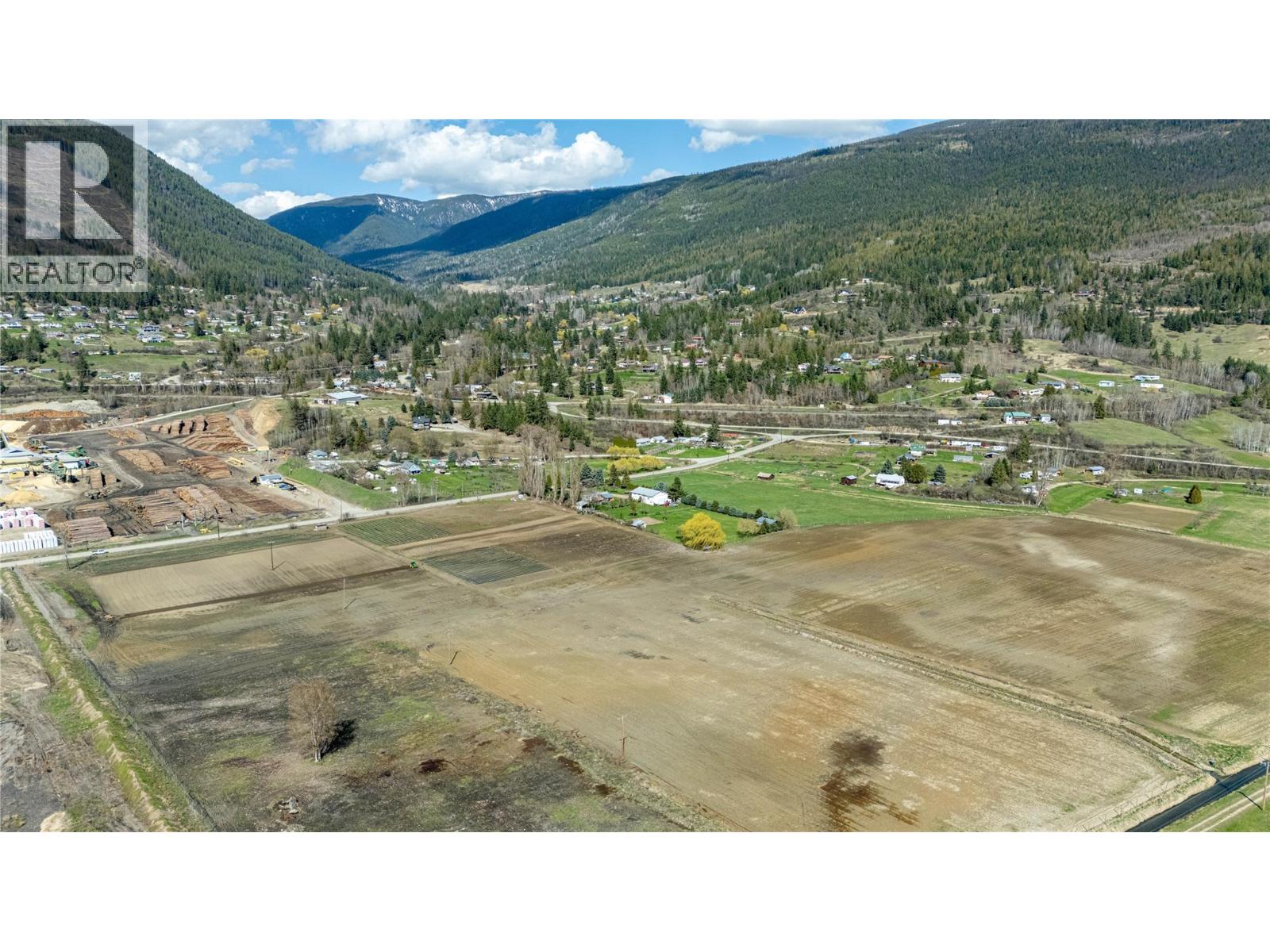 993 Duck Lake Road, Wynndel, British Columbia  V0B 2N1 - Photo 9 - 10371917