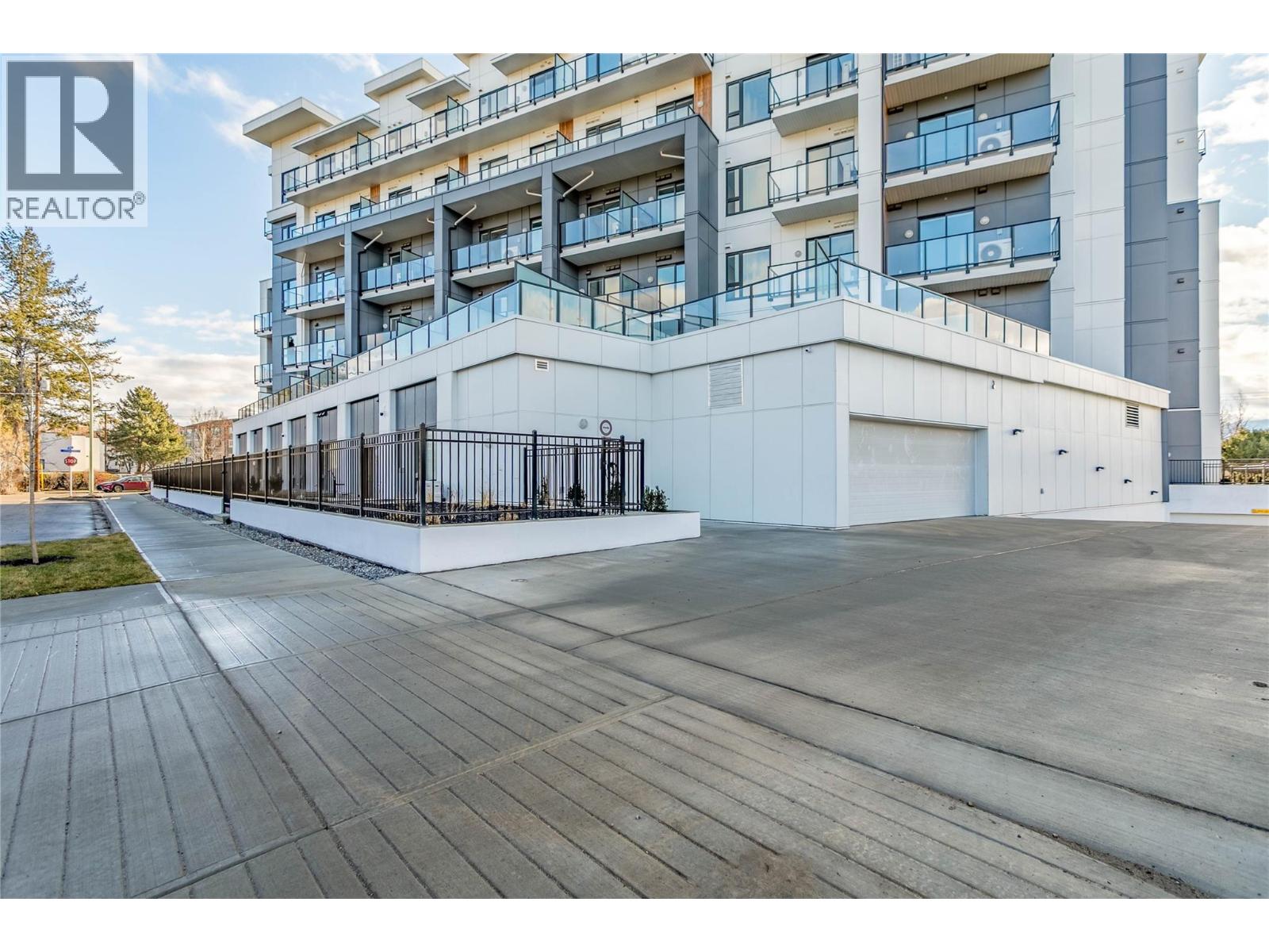 1380 Pridham Avenue Unit# 305, Kelowna, British Columbia  V1Y 6B9 - Photo 18 - 10372184