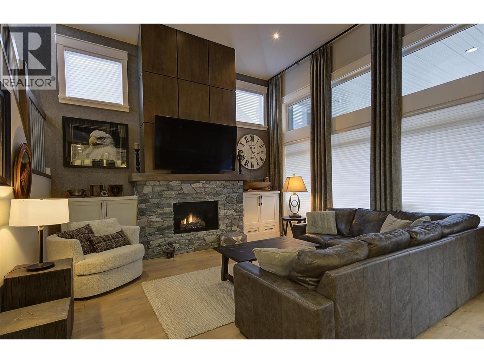 5499 Mountainside Drive, Kelowna, British Columbia  V1W 5G4 - Photo 14 - 10372243