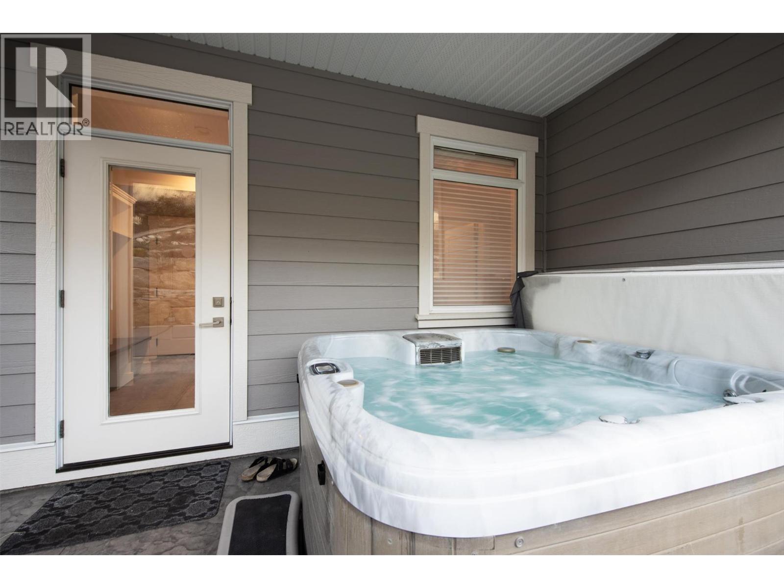 5499 Mountainside Drive, Kelowna, British Columbia  V1W 5G4 - Photo 20 - 10372243