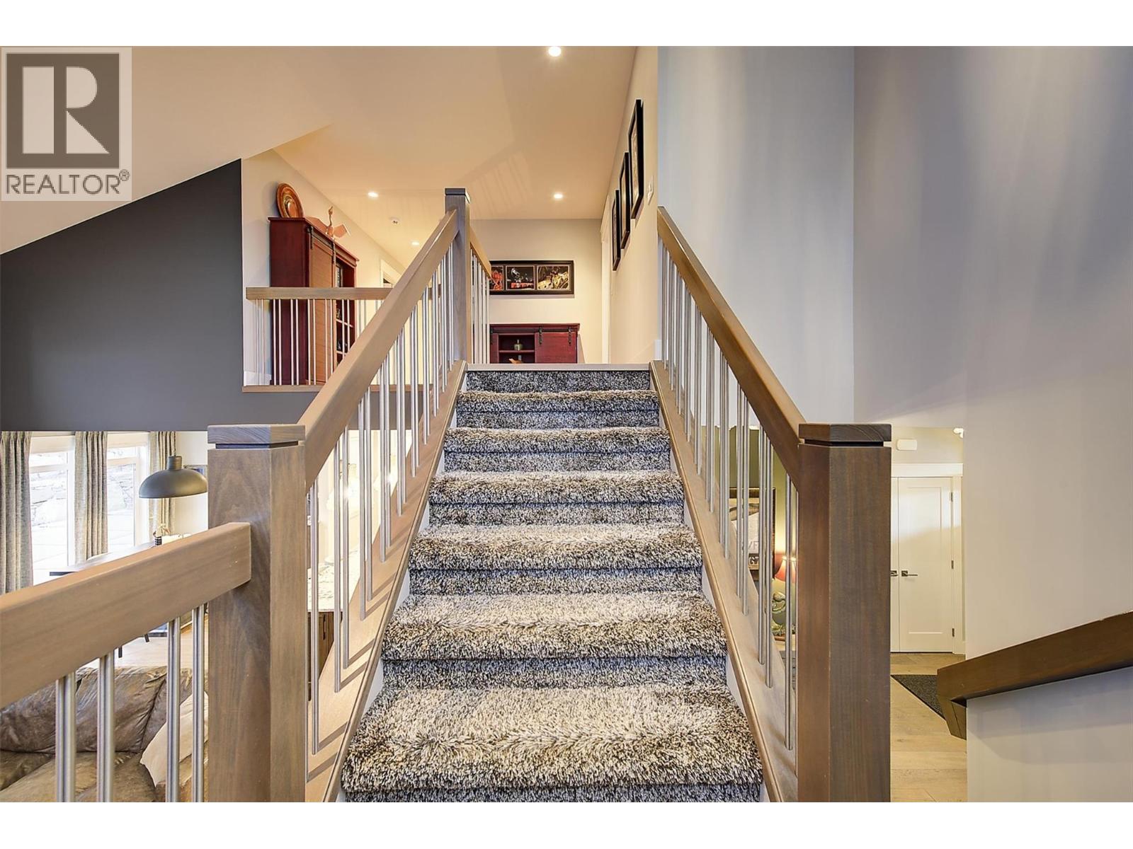 5499 Mountainside Drive, Kelowna, British Columbia  V1W 5G4 - Photo 42 - 10372243