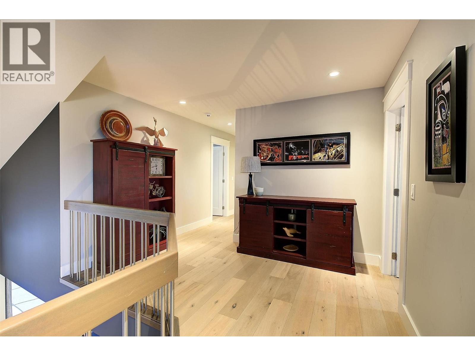 5499 Mountainside Drive, Kelowna, British Columbia  V1W 5G4 - Photo 44 - 10372243